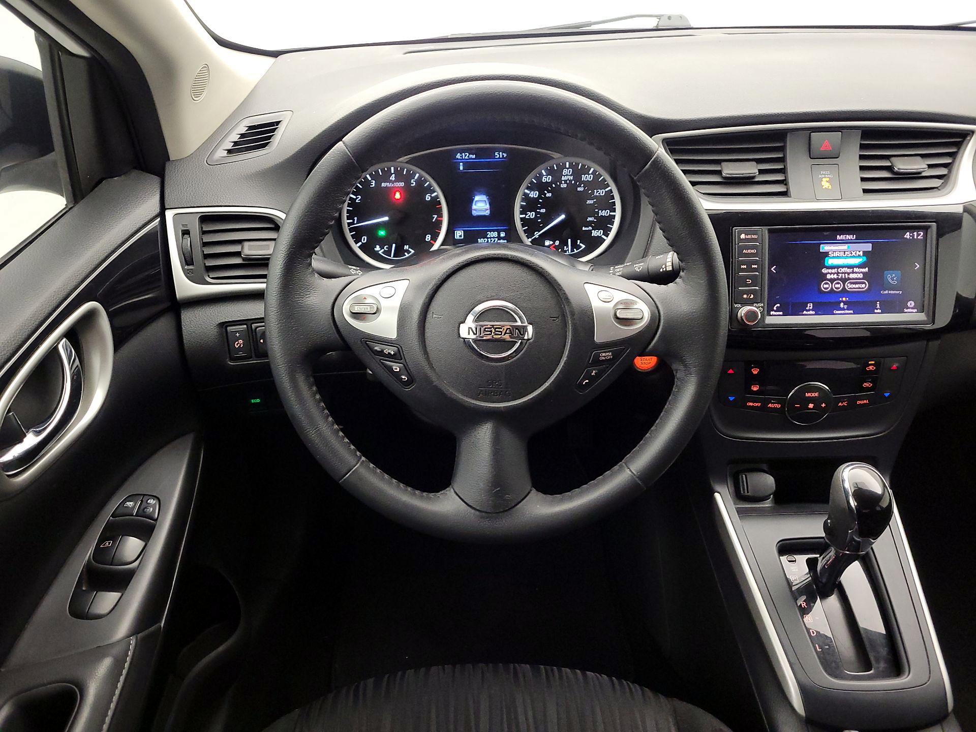 Thumbnail: 2019 Nissan Sentra - 10