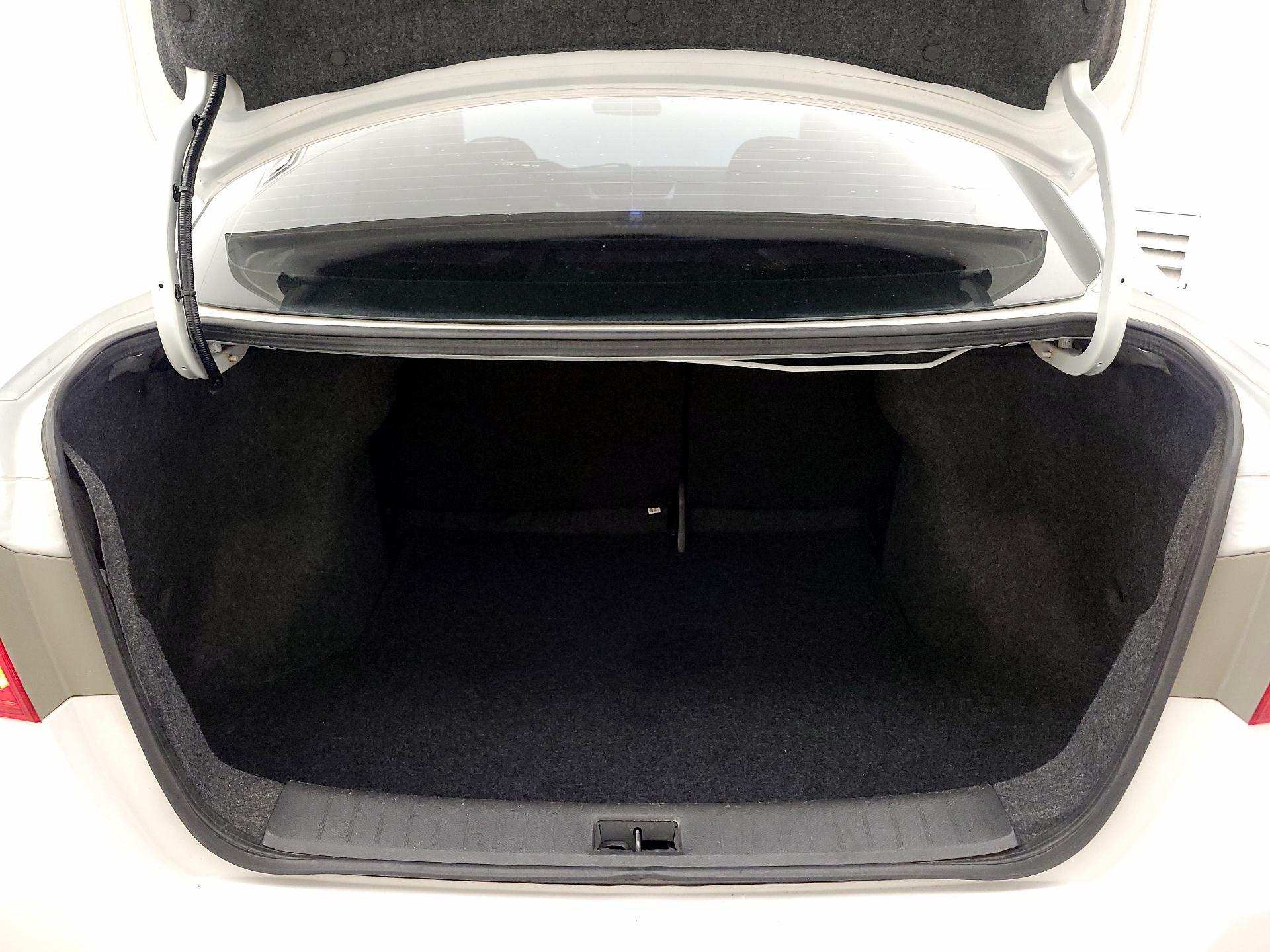 Thumbnail: 2019 Nissan Sentra - 20