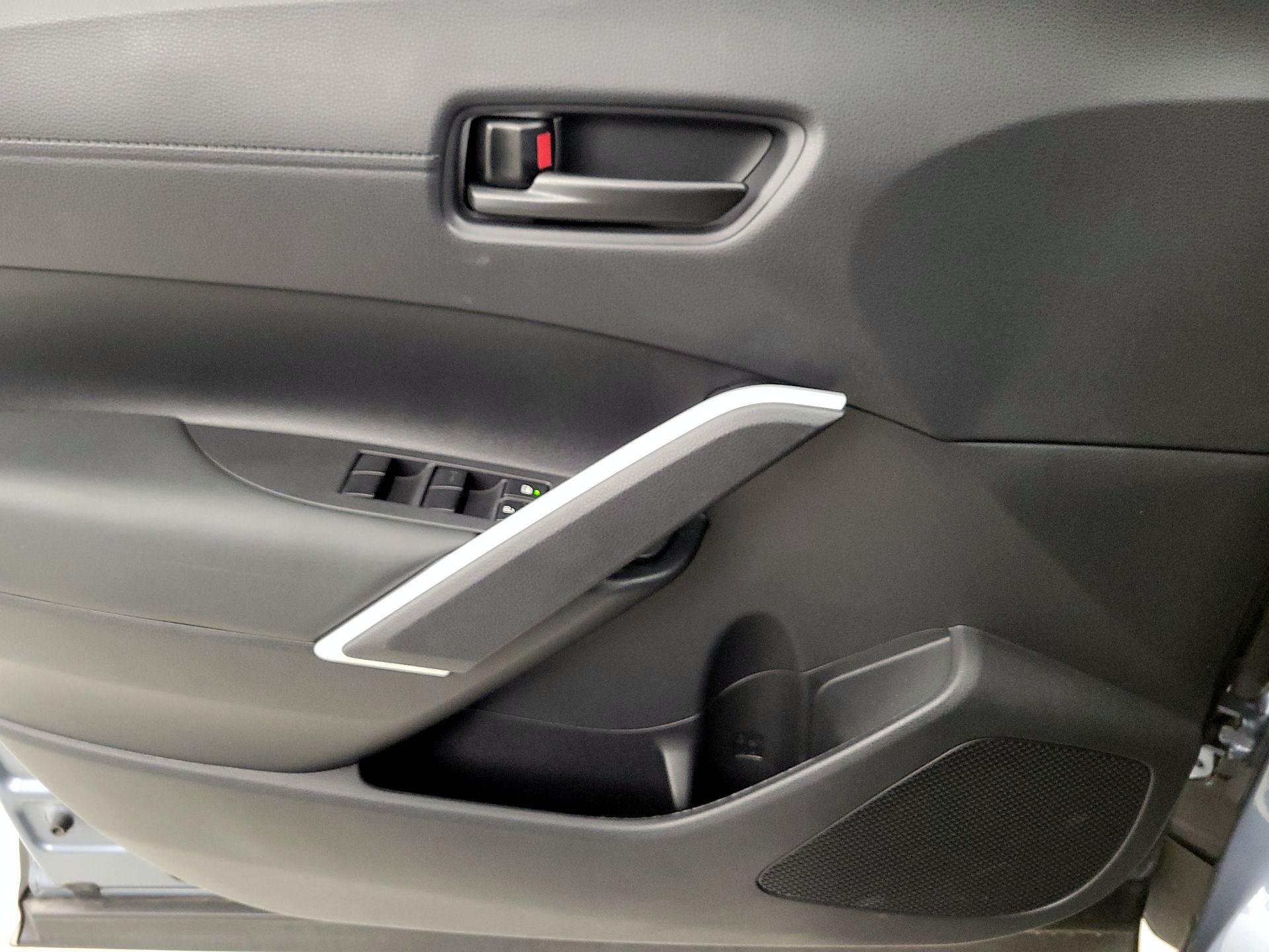 Thumbnail: 2024 Toyota Corolla Cross - 12