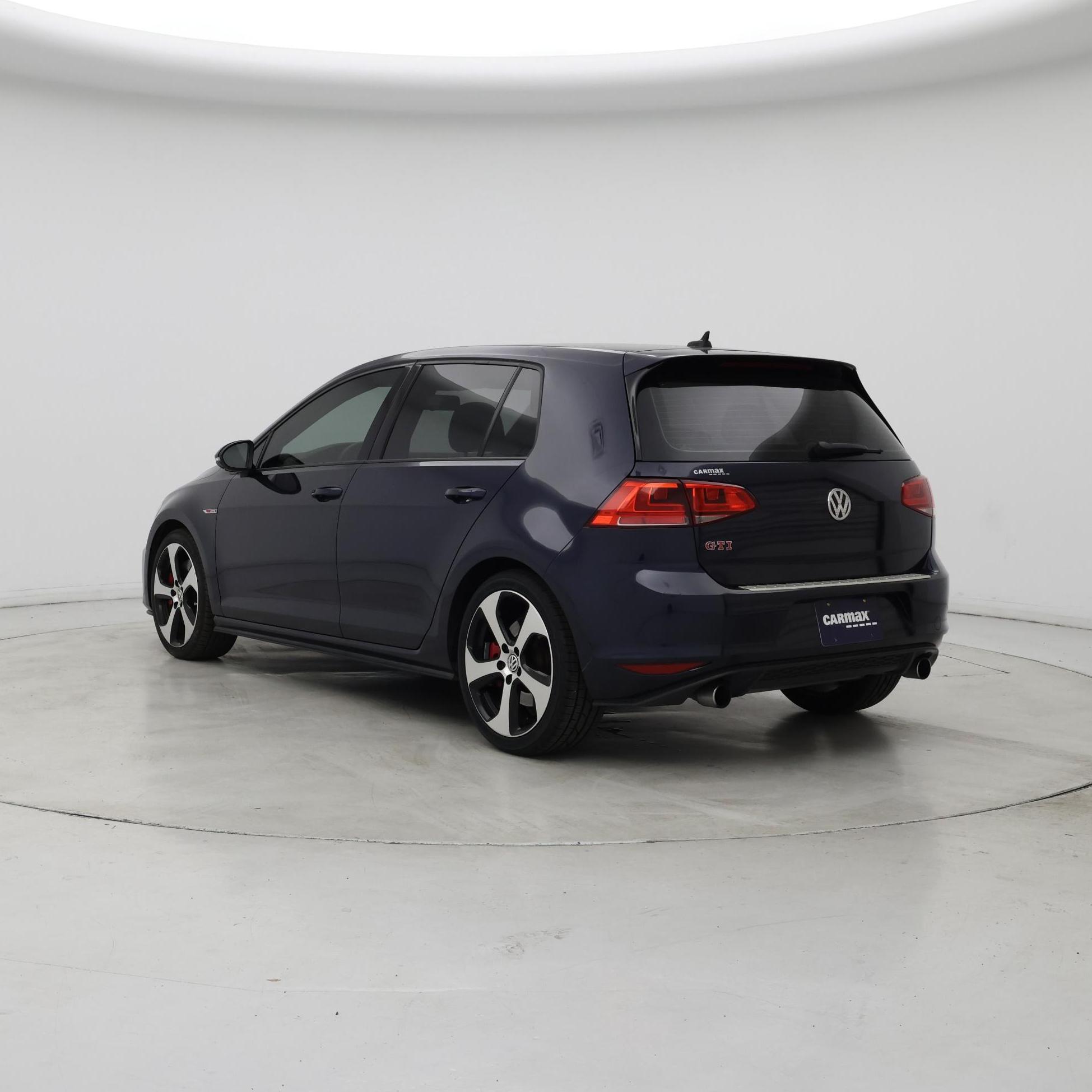 Thumbnail: 2016 Volkswagen Golf - 2