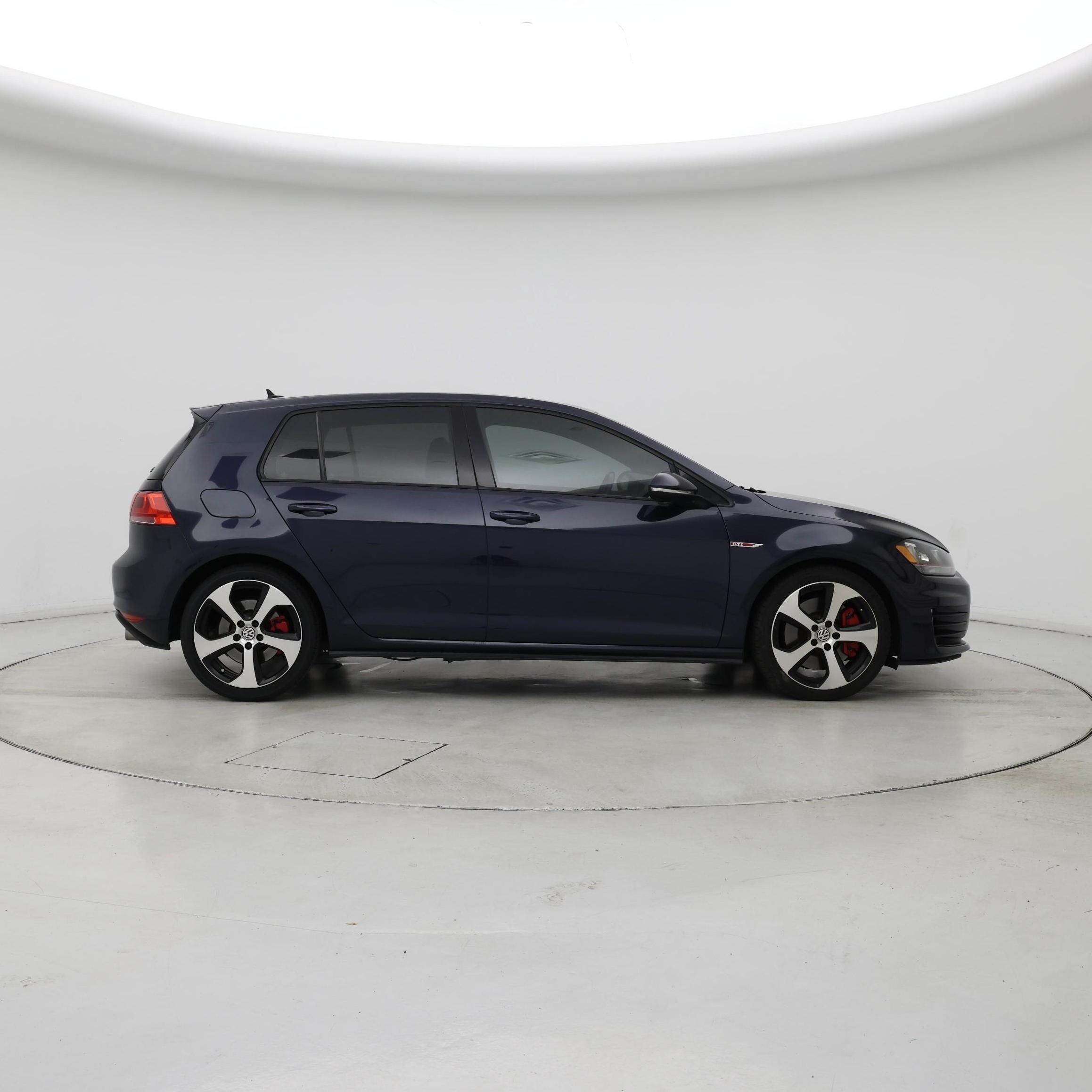 Thumbnail: 2016 Volkswagen Golf - 7