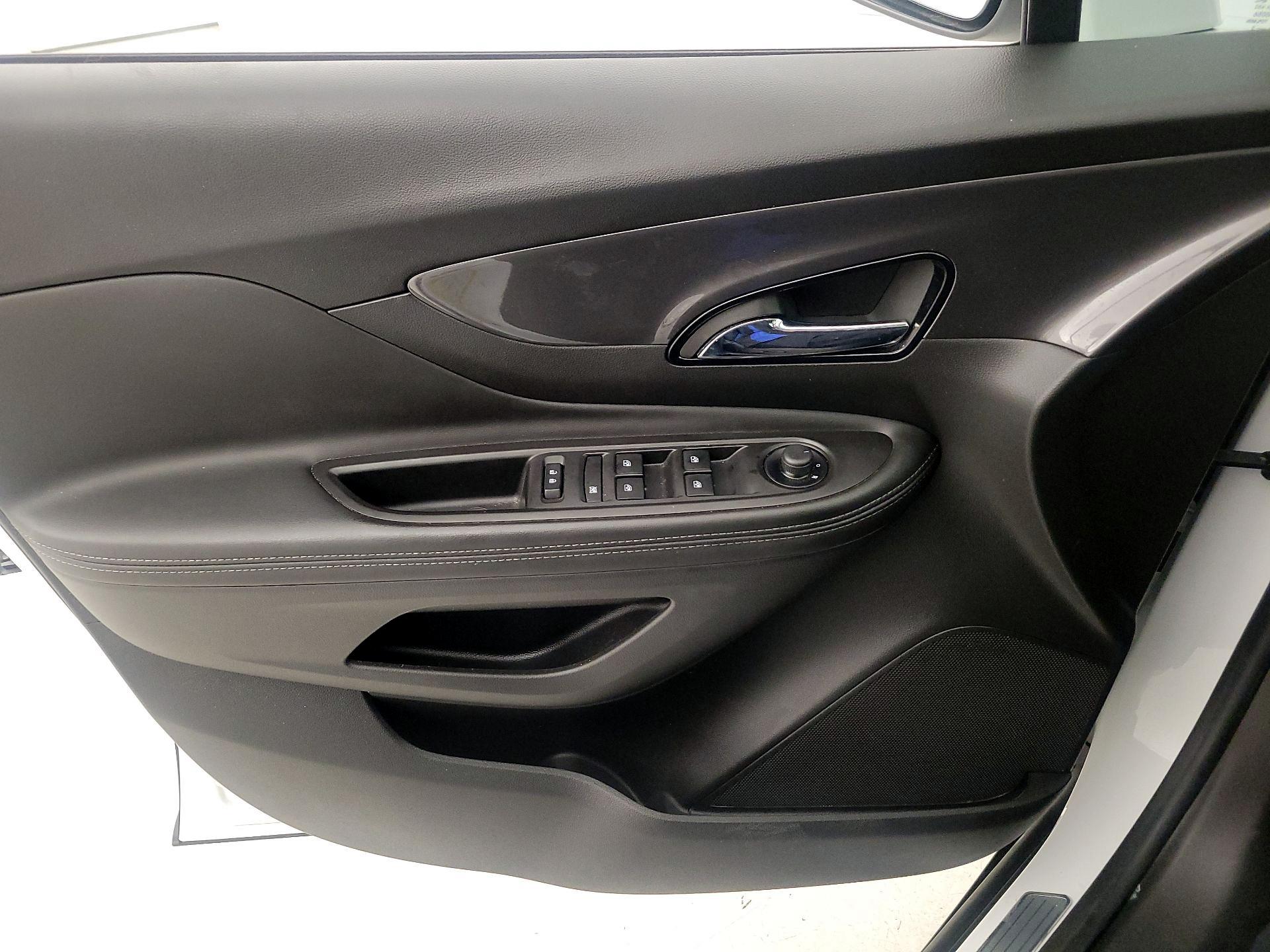 Thumbnail: 2022 Buick Encore - 12