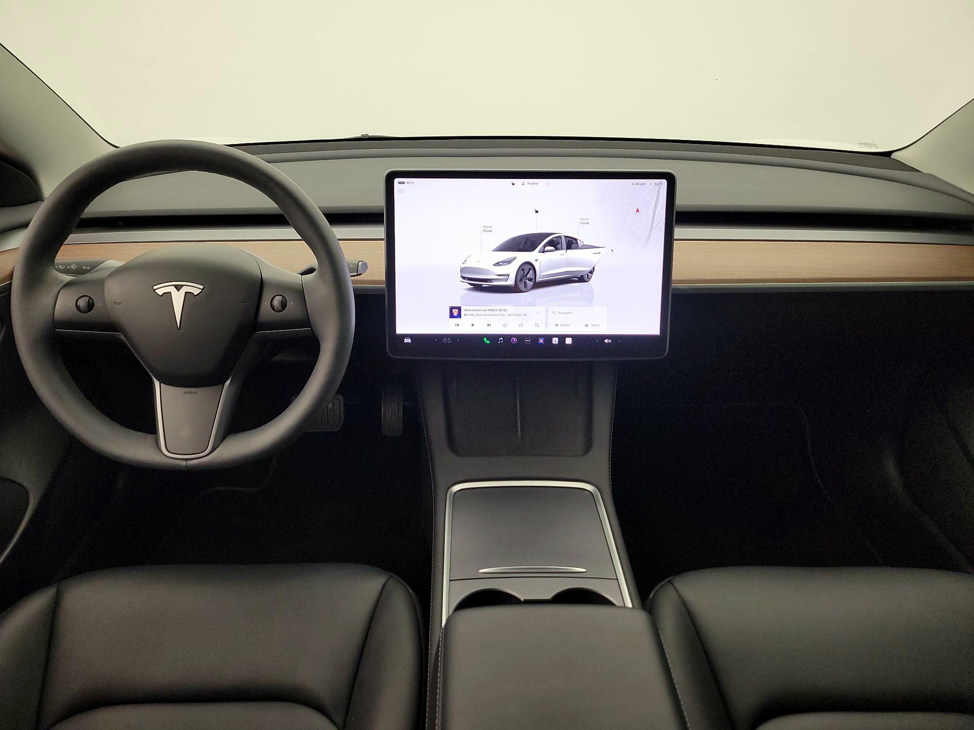 Thumbnail: 2023 Tesla Model 3 - 9