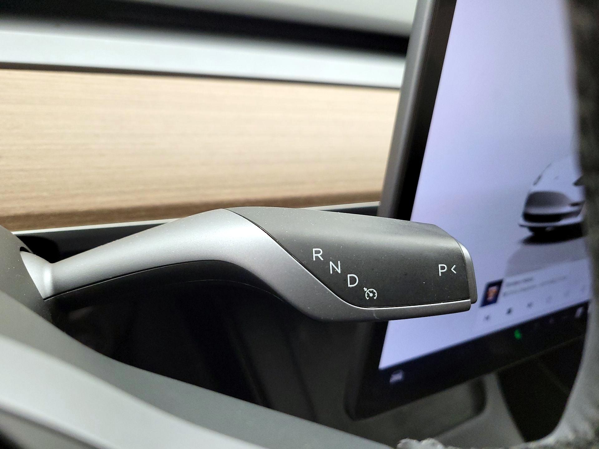 Thumbnail: 2023 Tesla Model 3 - 17