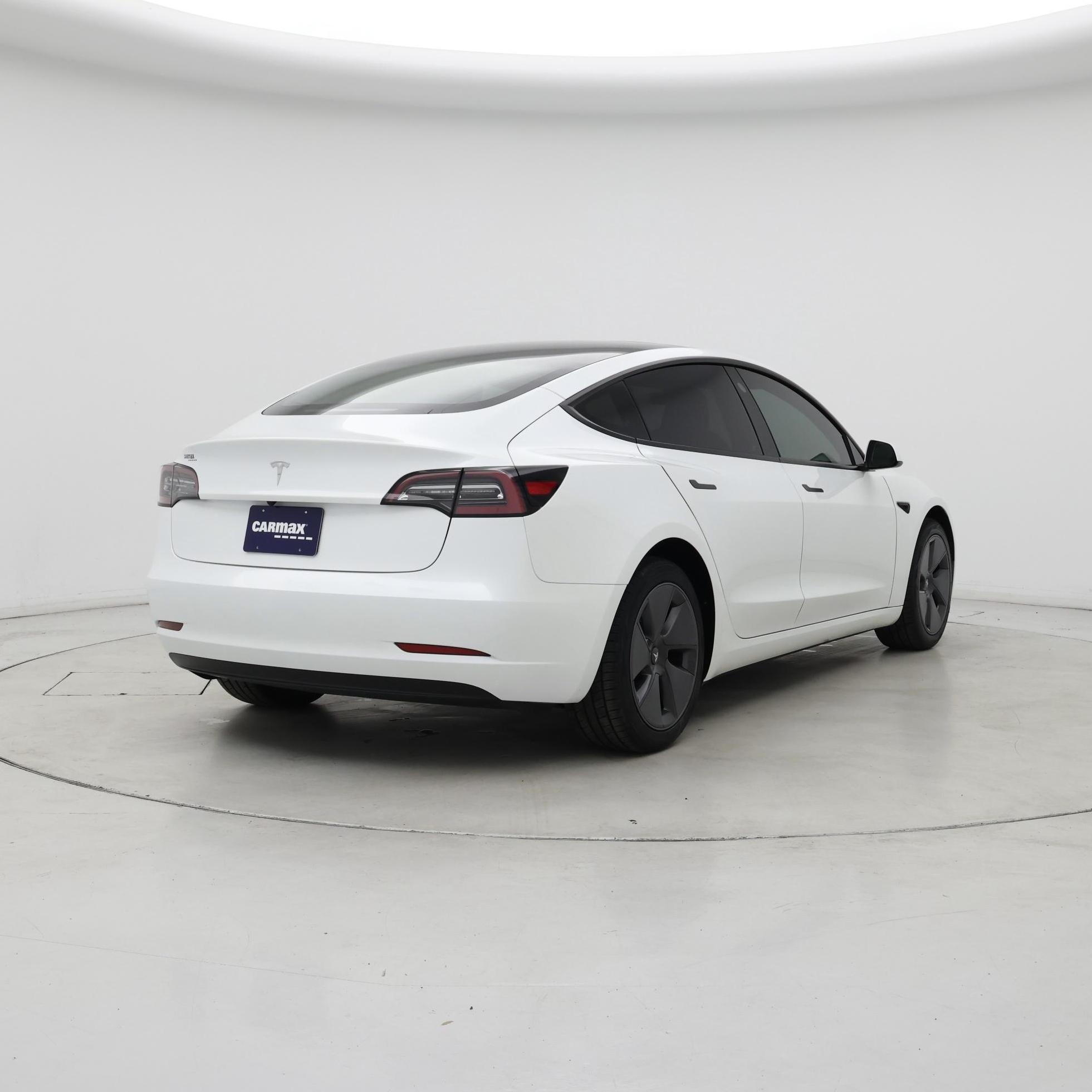 Thumbnail: 2023 Tesla Model 3 - 8