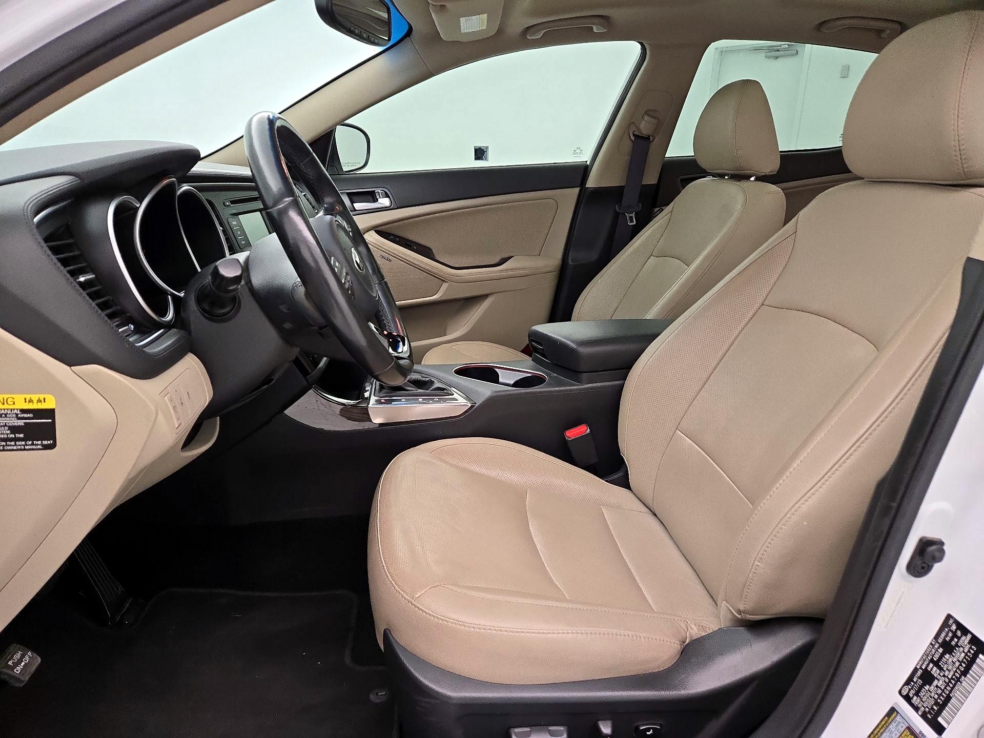 Thumbnail: 2015 Kia Optima - 11