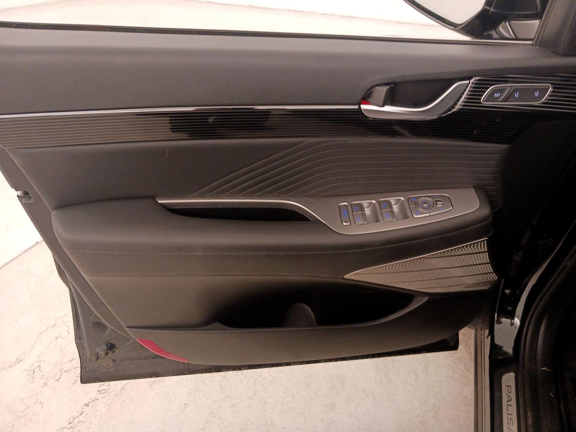 Thumbnail: 2023 Hyundai Palisade - 12