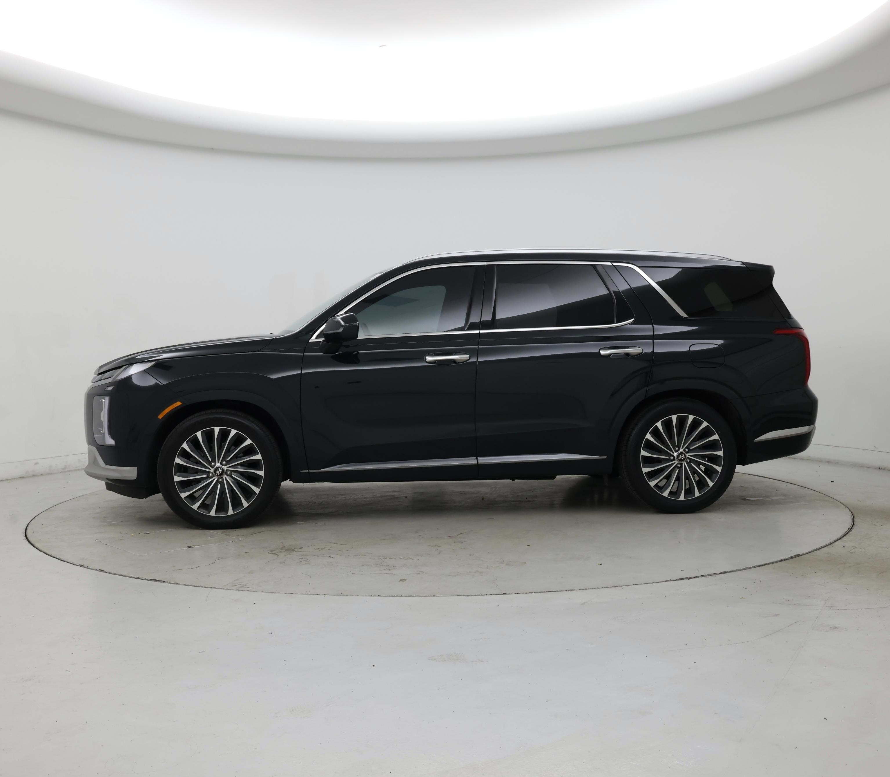 Thumbnail: 2023 Hyundai Palisade - 3