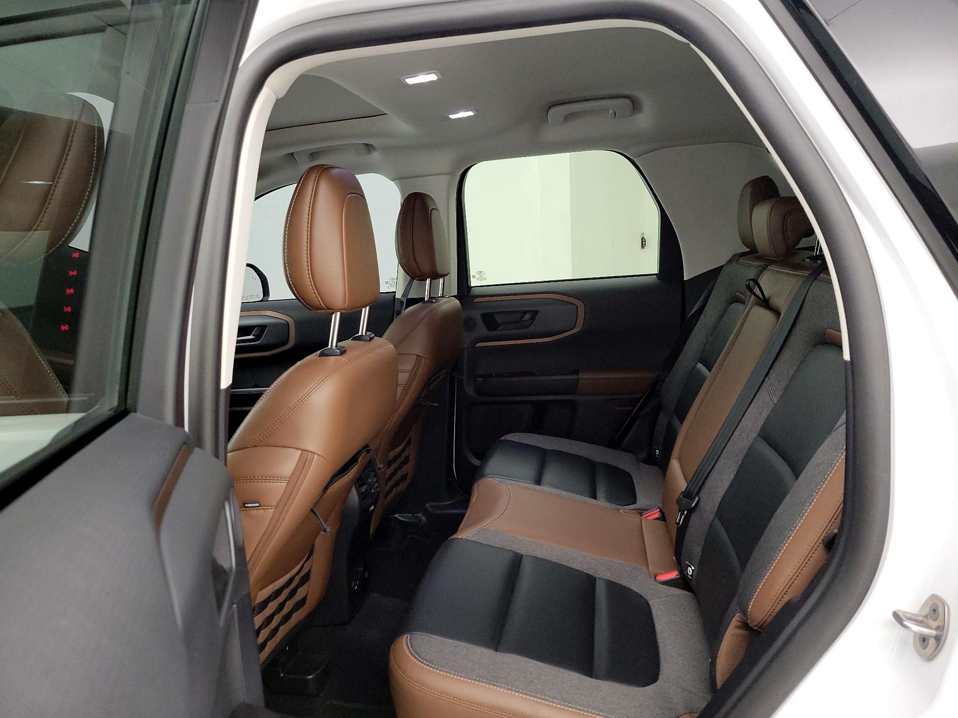 Thumbnail: 2023 Ford Bronco Sport - 18