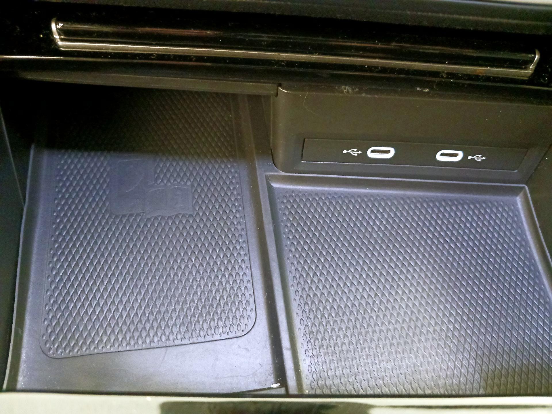 Thumbnail: 2024 Volkswagen Atlas - 19