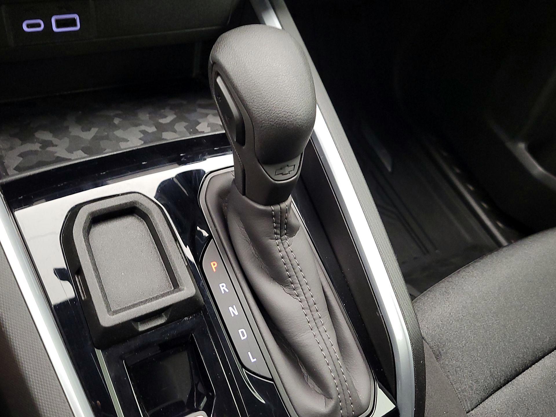 Thumbnail: 2024 Chevrolet Colorado - 18