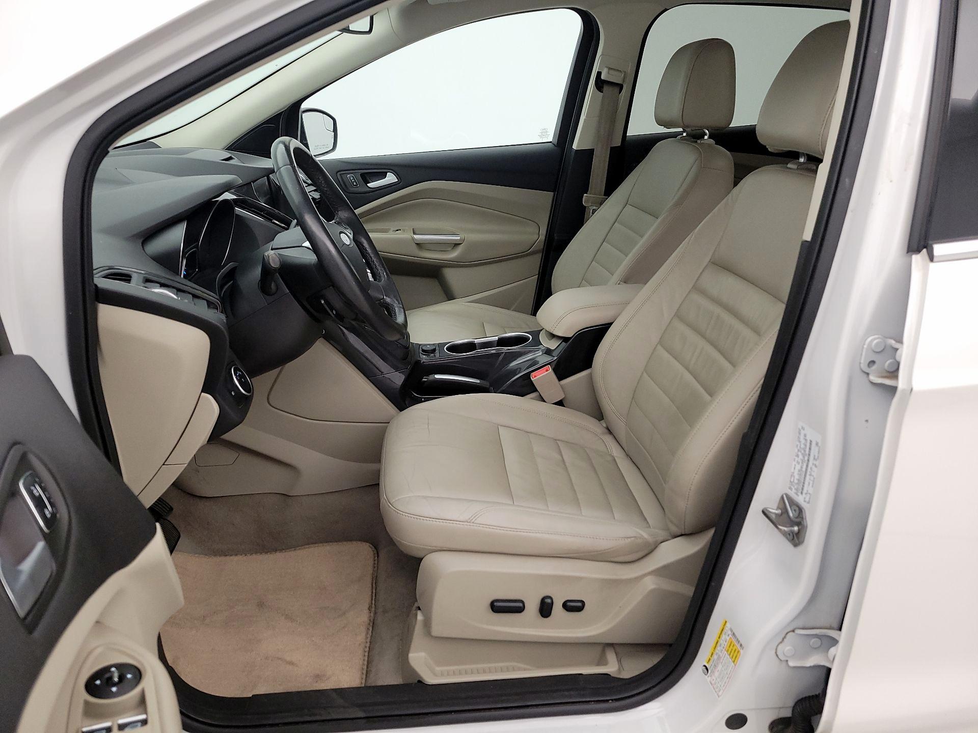 Thumbnail: 2015 Ford Escape - 11