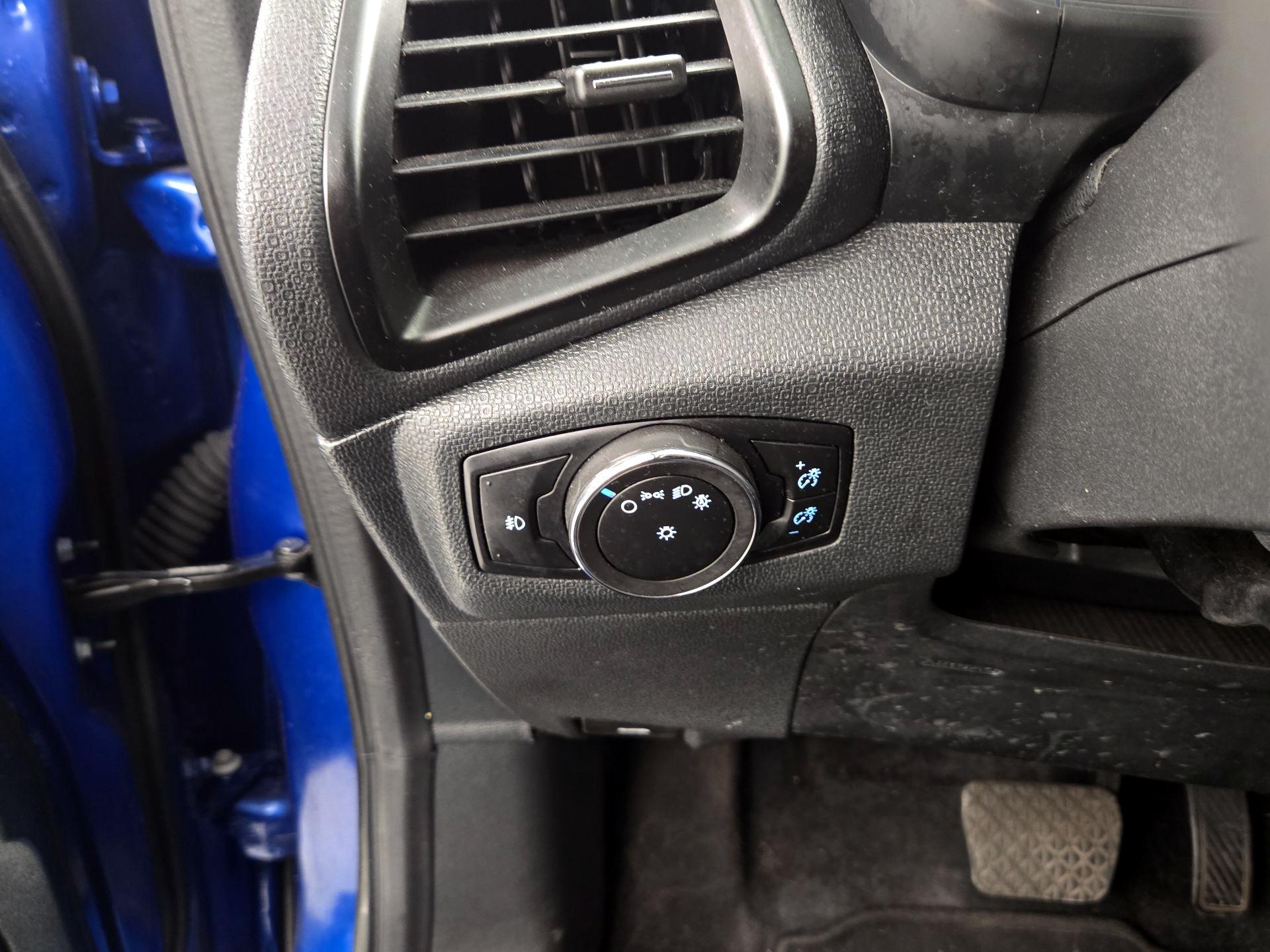 Thumbnail: 2022 Ford EcoSport - 13