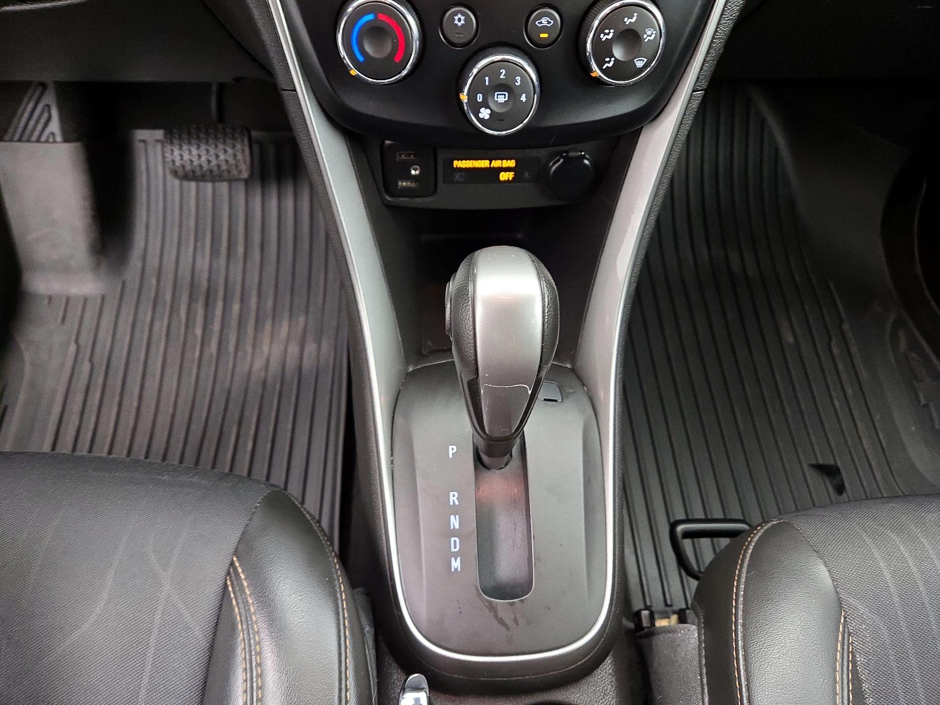 Thumbnail: 2020 Chevrolet Trax - 17