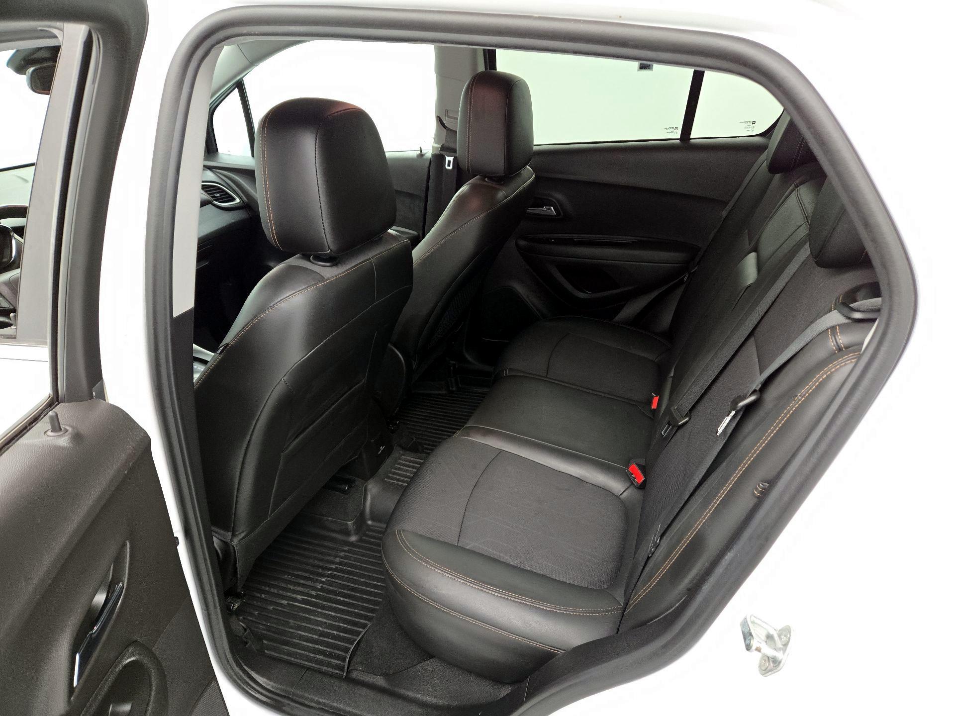 Thumbnail: 2020 Chevrolet Trax - 19