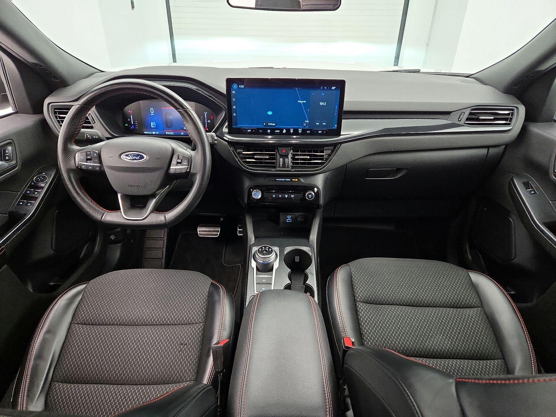 Thumbnail: 2023 Ford Escape - 9