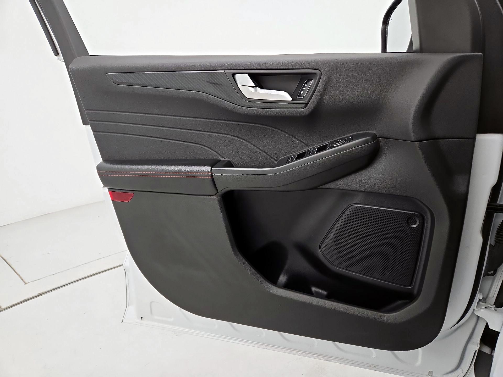 Thumbnail: 2023 Ford Escape - 12