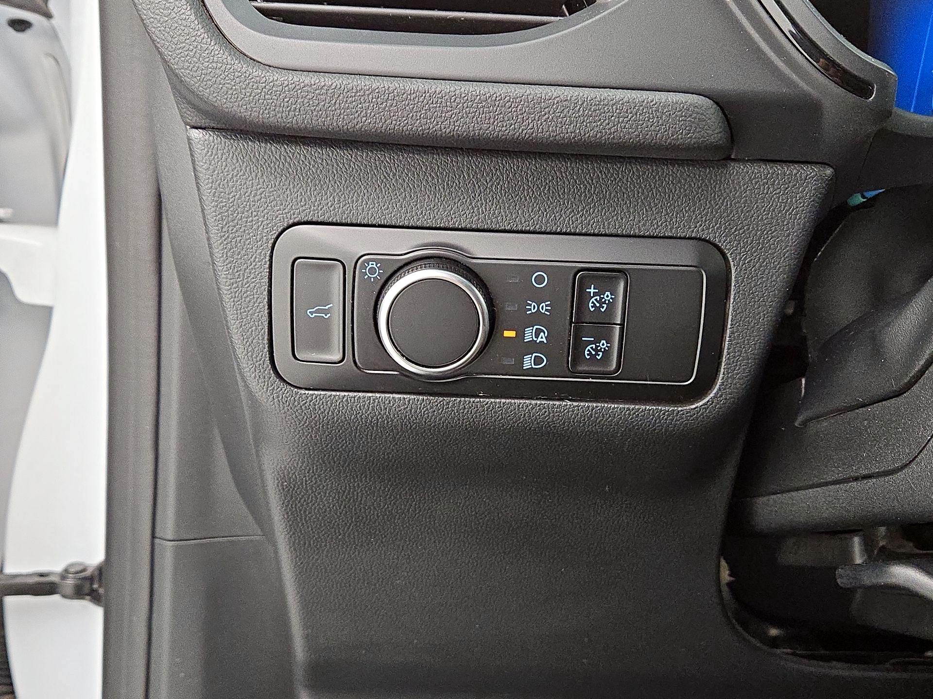 Thumbnail: 2023 Ford Escape - 13