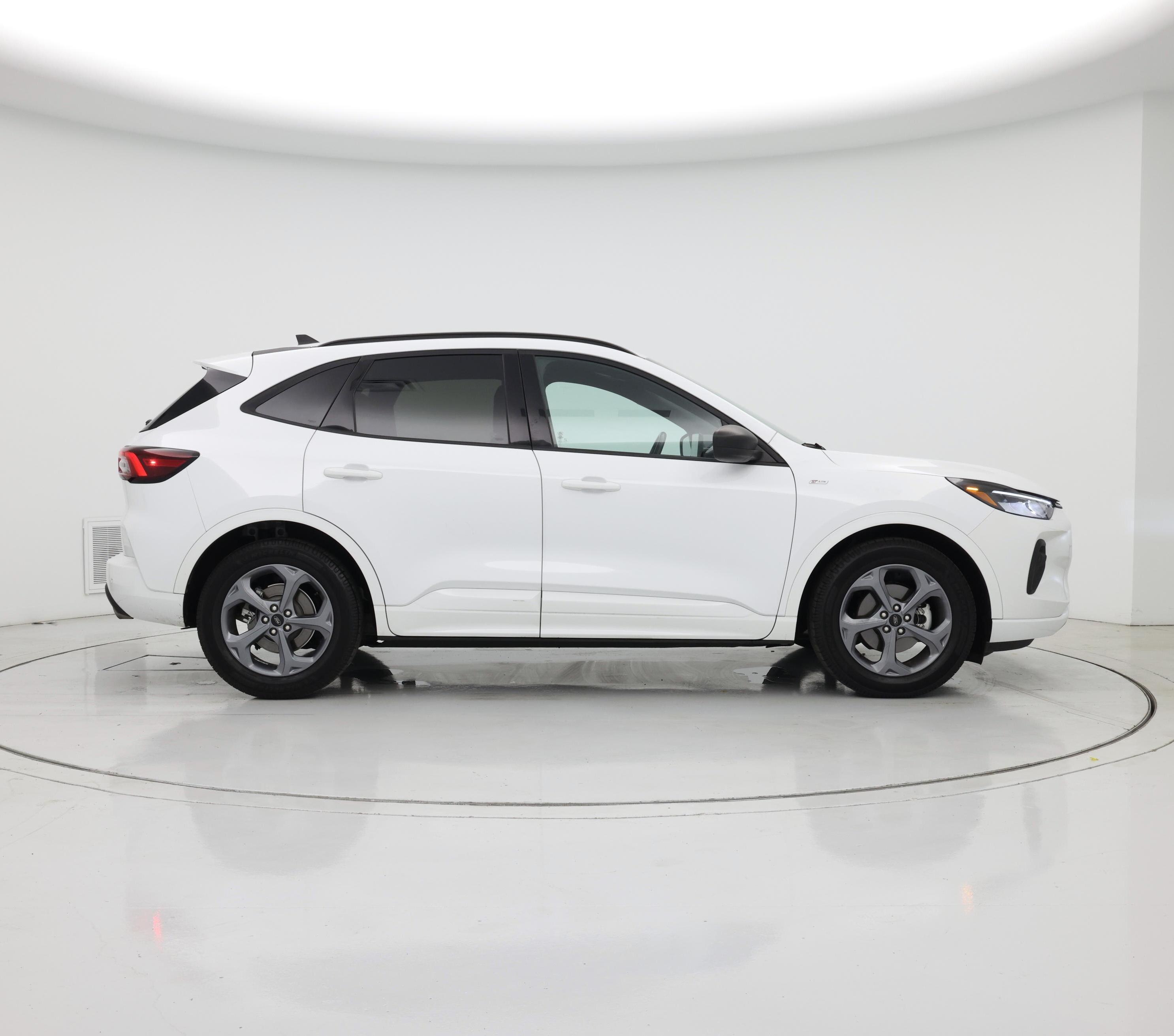 Thumbnail: 2023 Ford Escape - 7