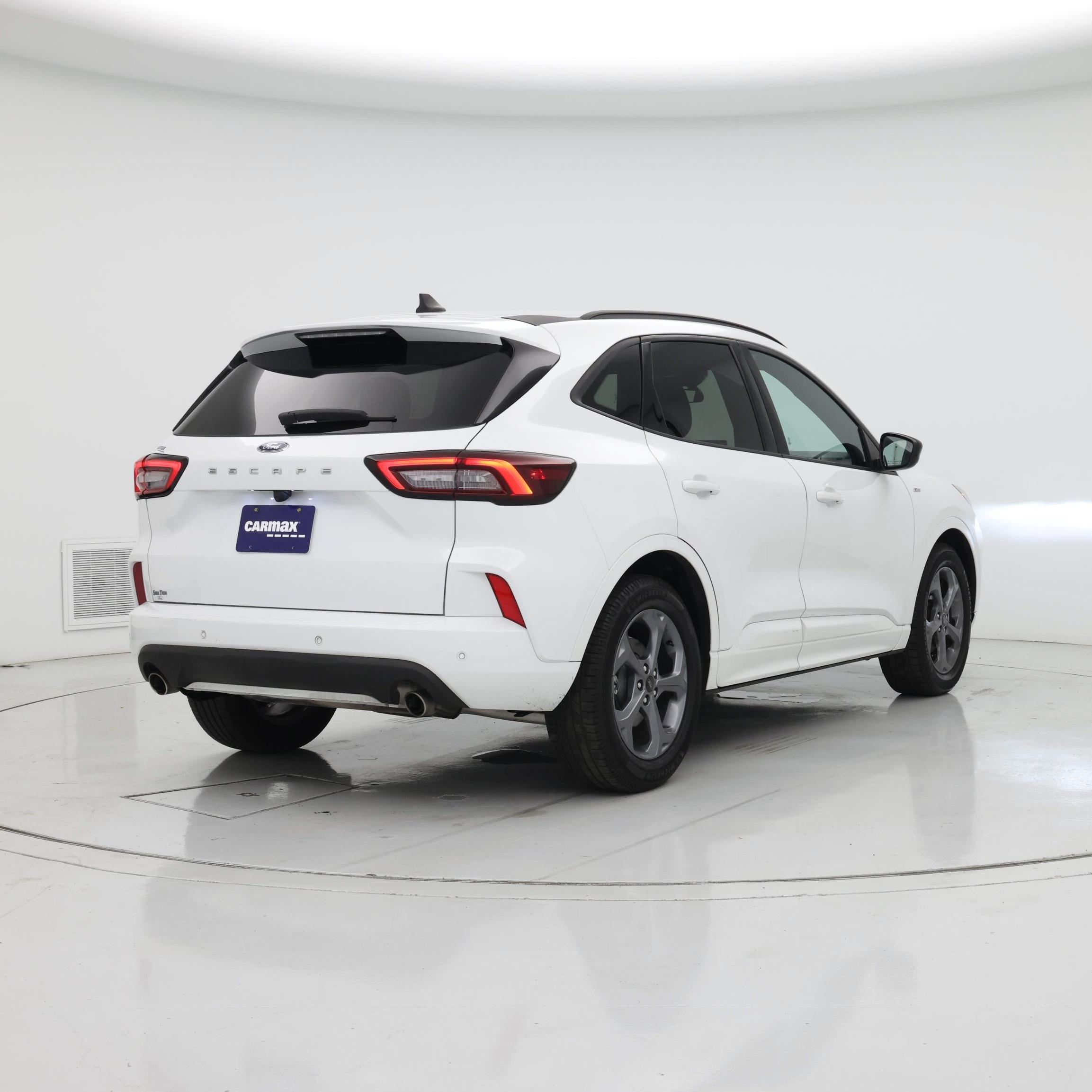 Thumbnail: 2023 Ford Escape - 8