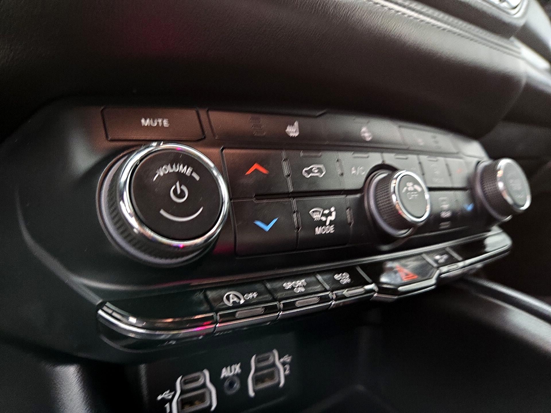 Thumbnail: 2023 Dodge Durango - 16