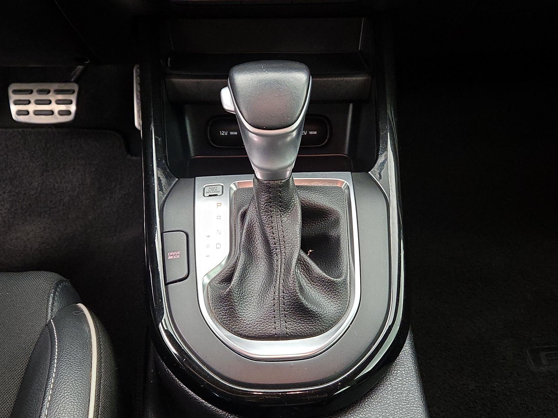 Thumbnail: 2021 Kia Forte - 17