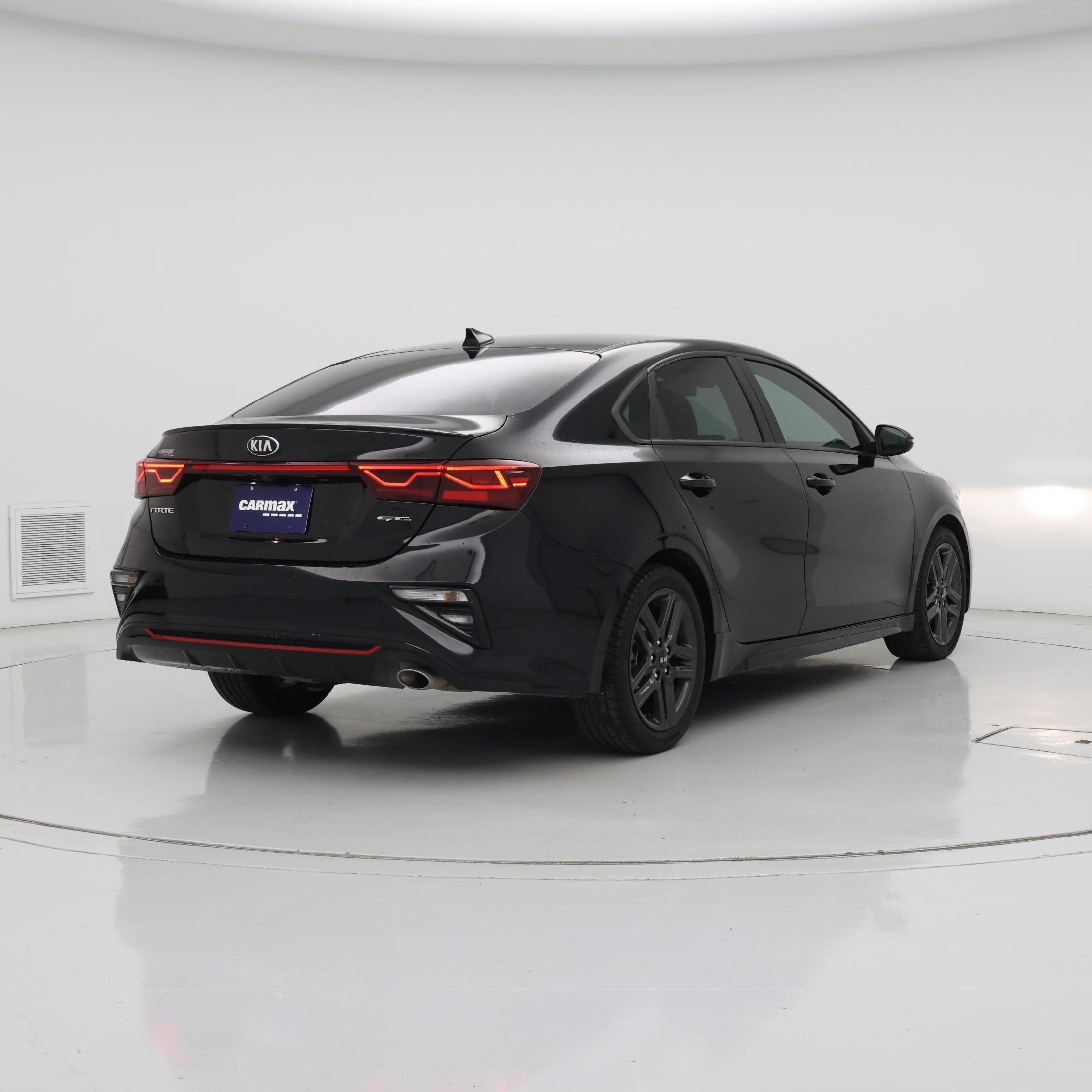 Thumbnail: 2021 Kia Forte - 8