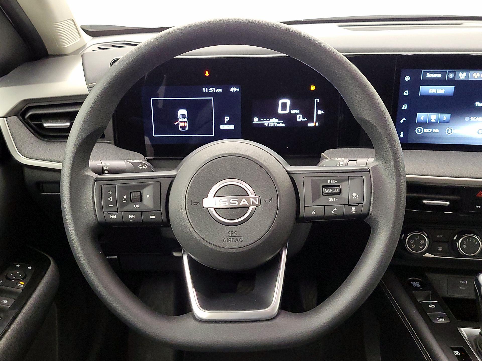 Thumbnail: 2025 Nissan Kicks - 10