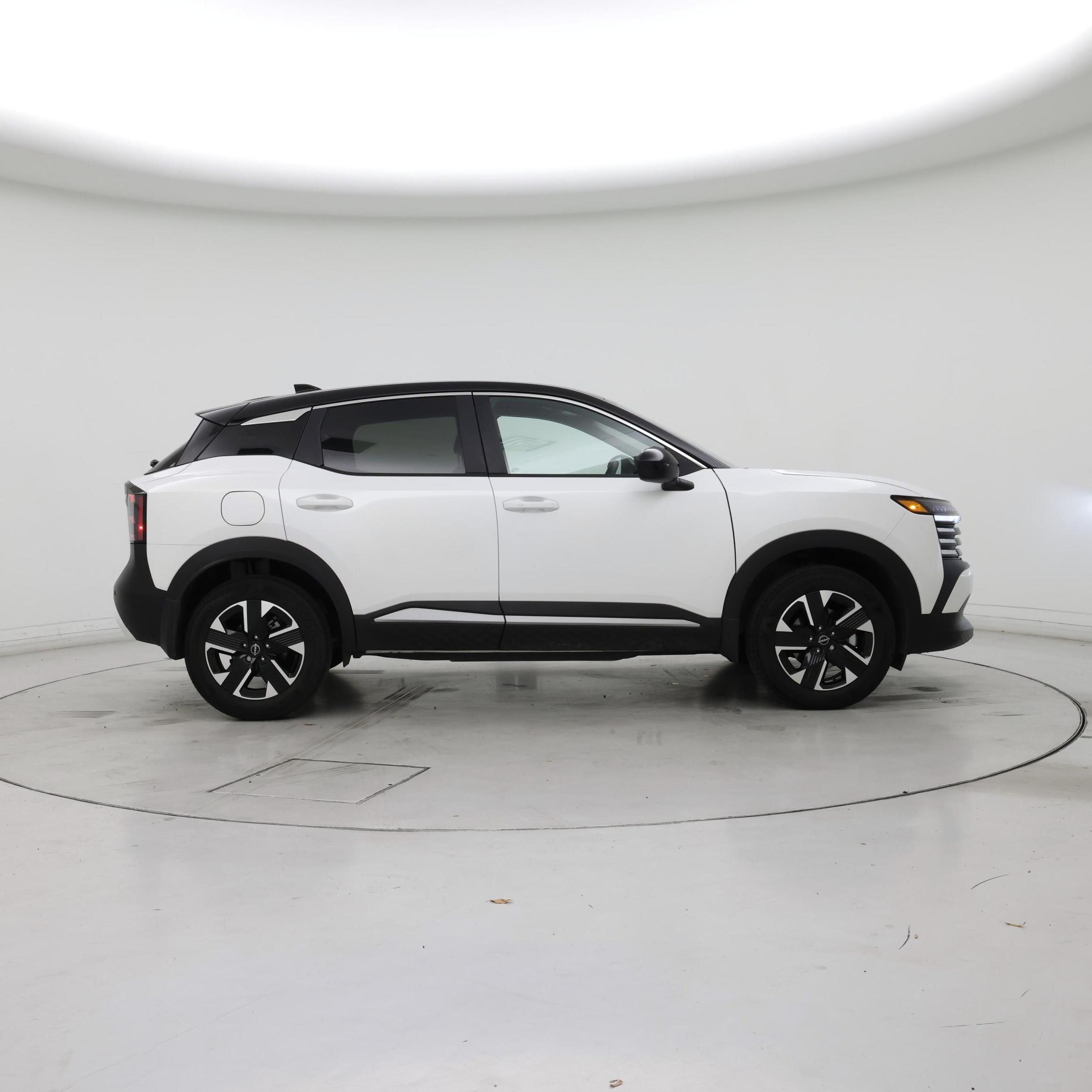 Thumbnail: 2025 Nissan Kicks - 7