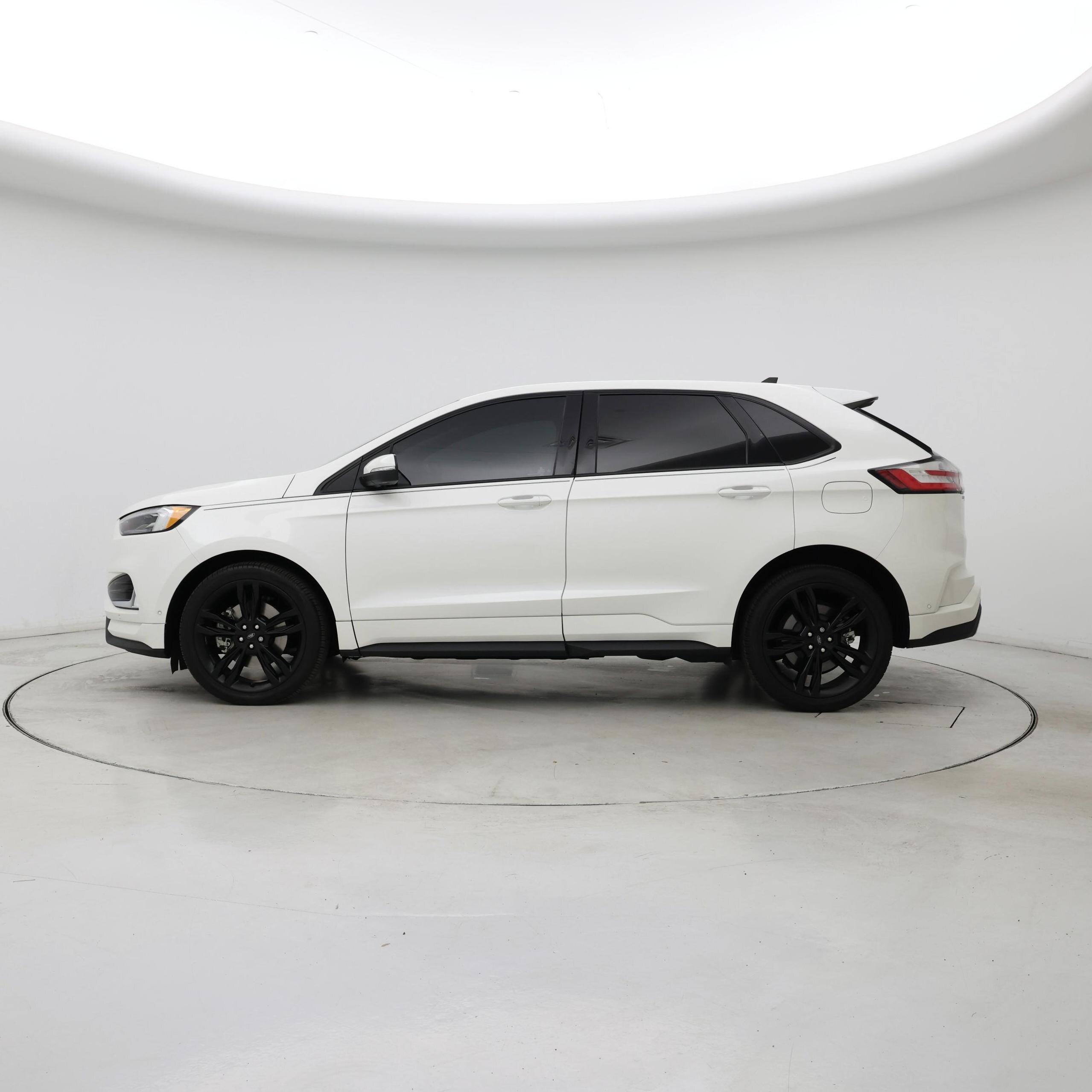 Thumbnail: 2020 Ford Edge - 3