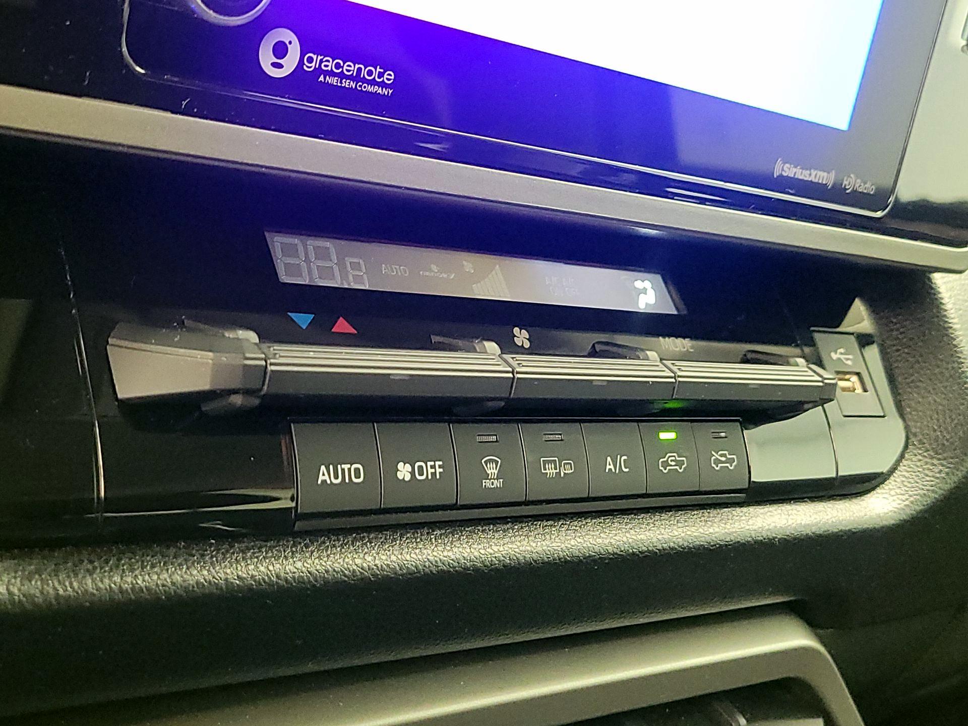 Thumbnail: 2024 Toyota Tundra - 16