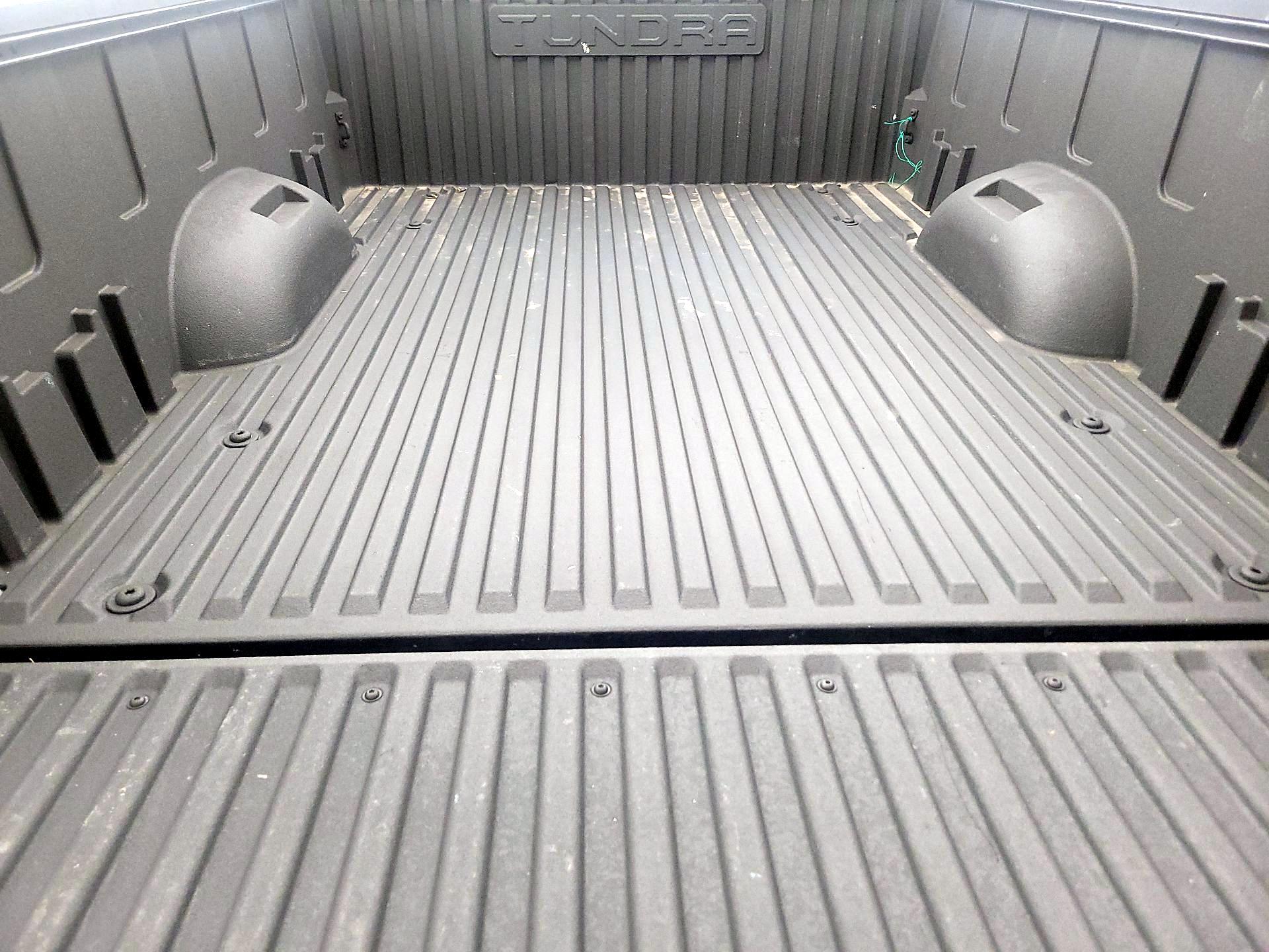 Thumbnail: 2024 Toyota Tundra - 19