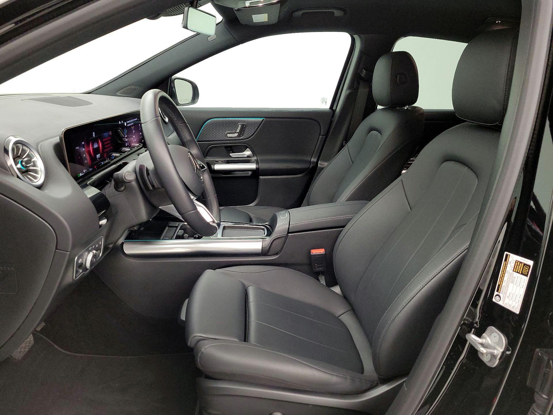 Thumbnail: 2025 Mercedes-Benz GLA - 11