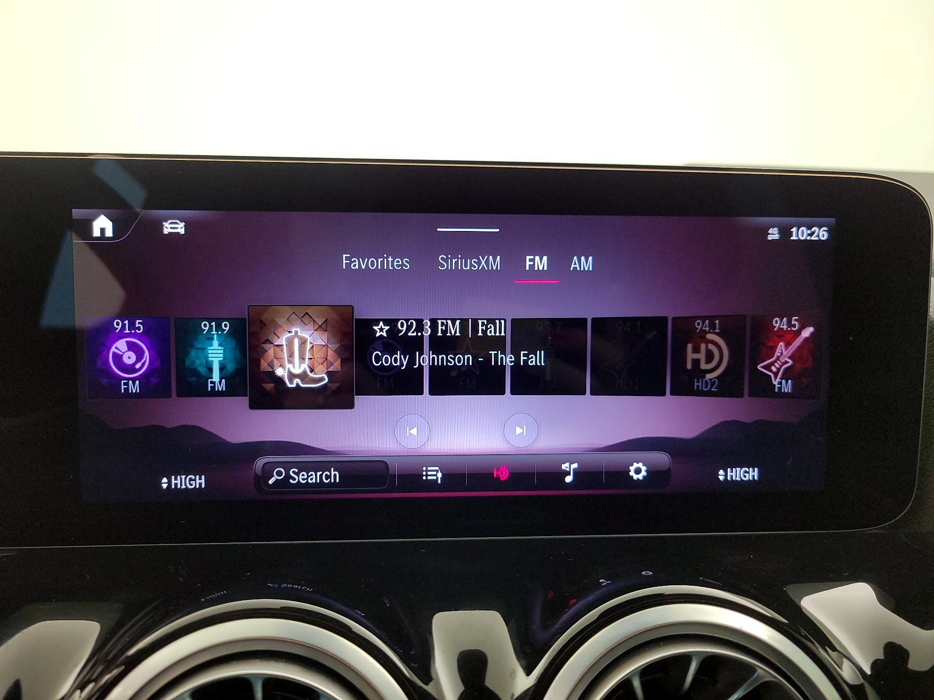 Thumbnail: 2025 Mercedes-Benz GLA - 15