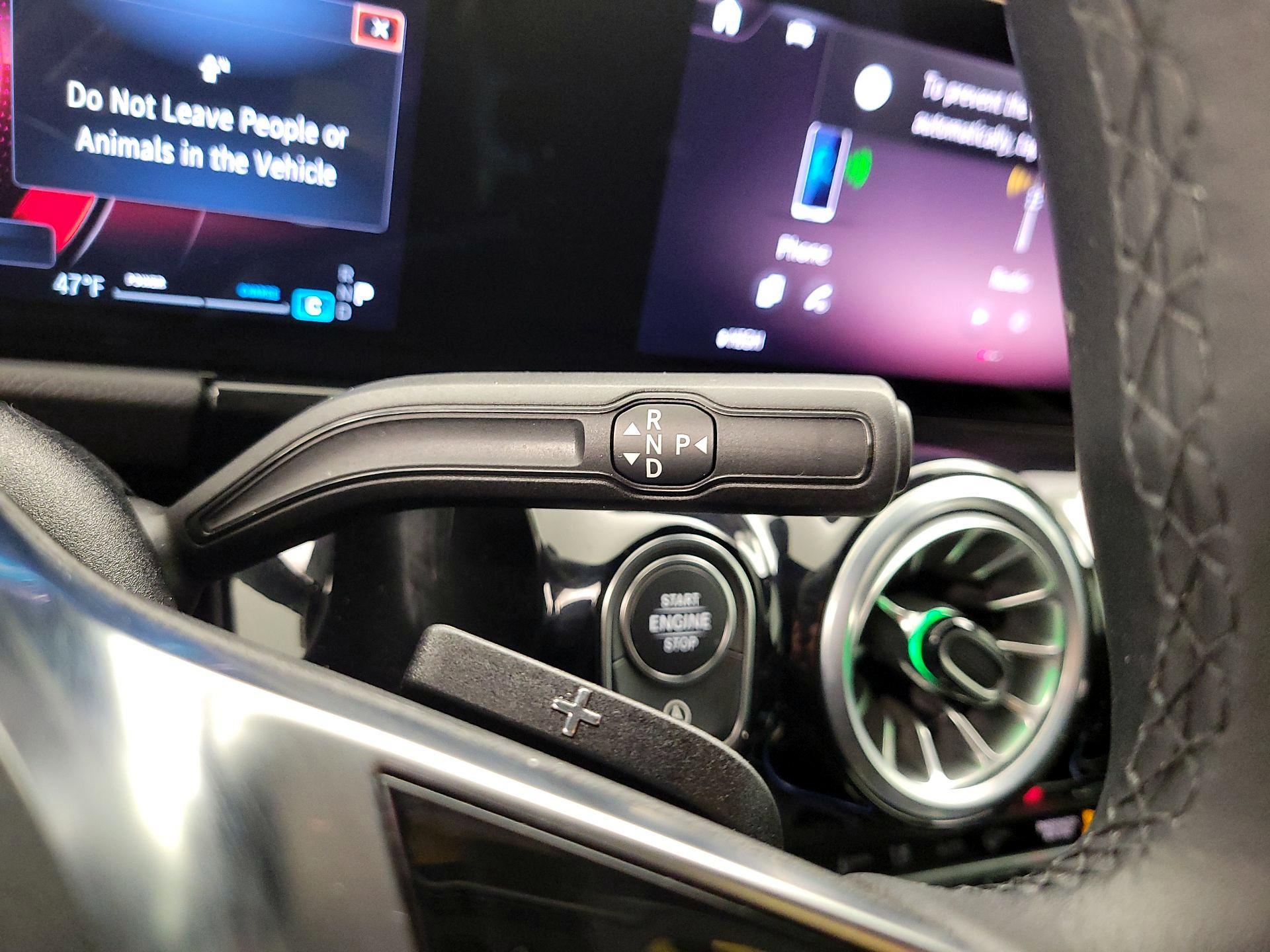 Thumbnail: 2025 Mercedes-Benz GLA - 17