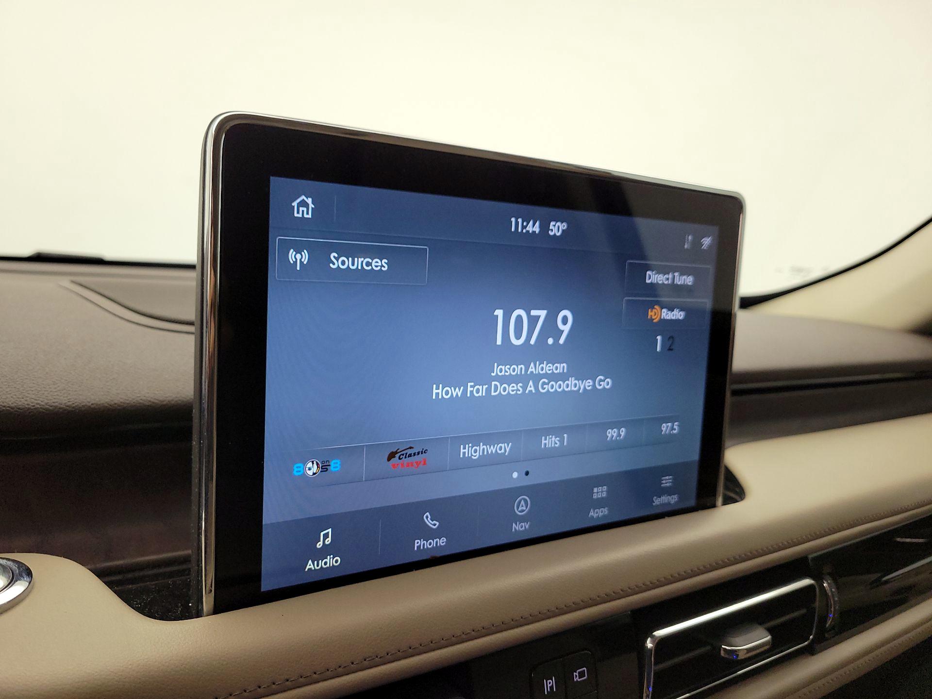 Thumbnail: 2020 Lincoln Aviator - 16