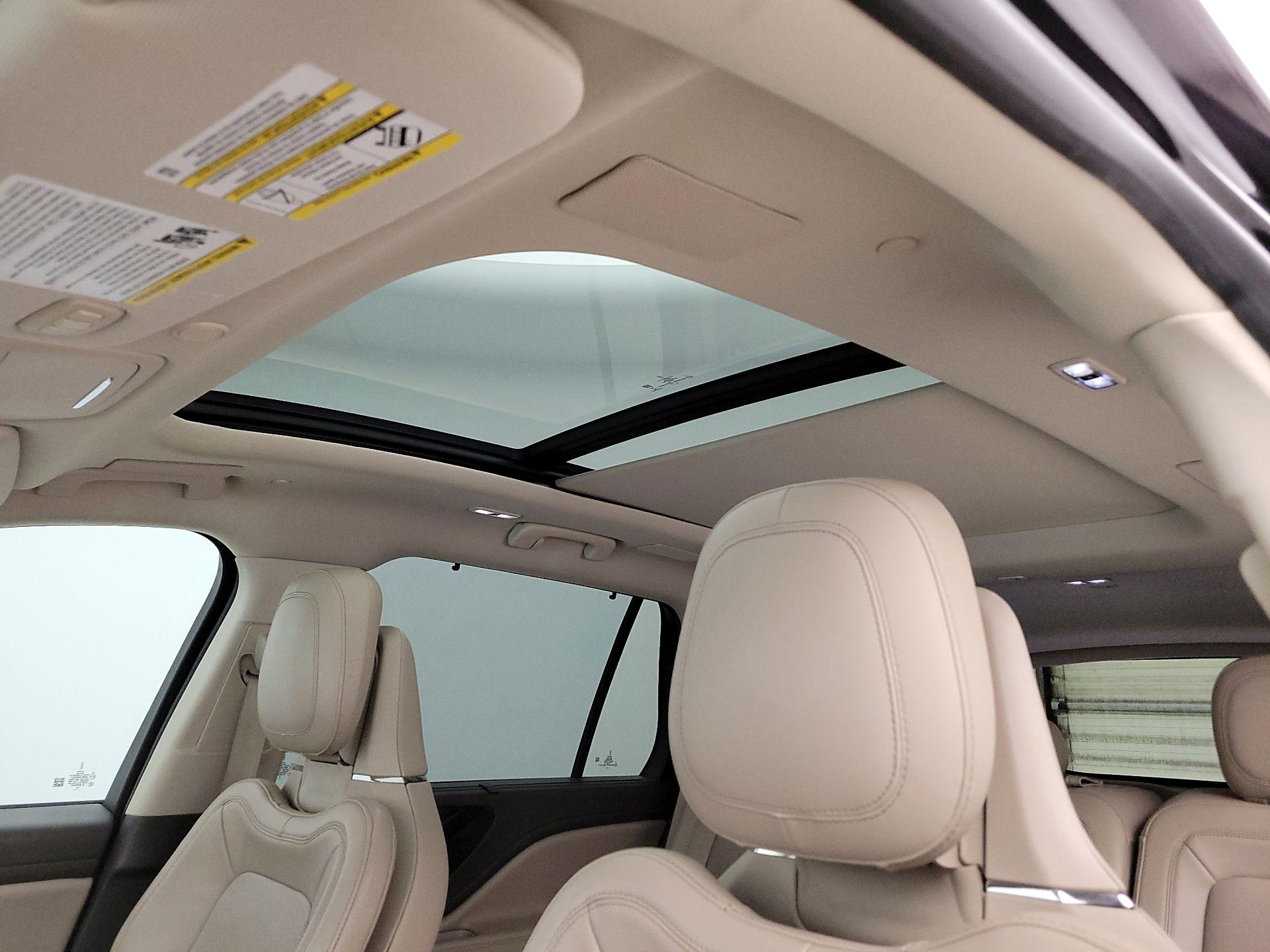 Thumbnail: 2020 Lincoln Aviator - 20