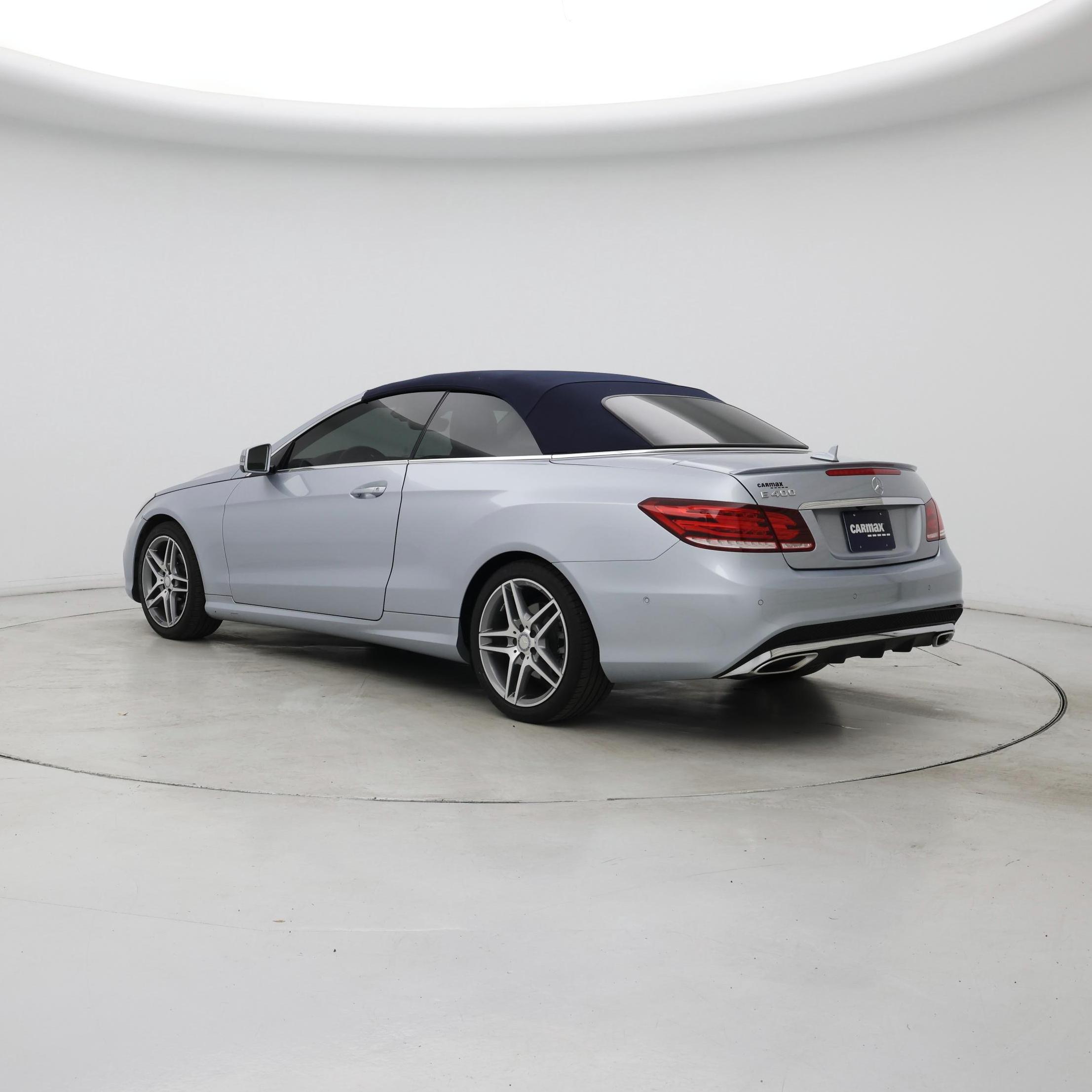 Thumbnail: 2017 Mercedes-Benz E-Class - 2