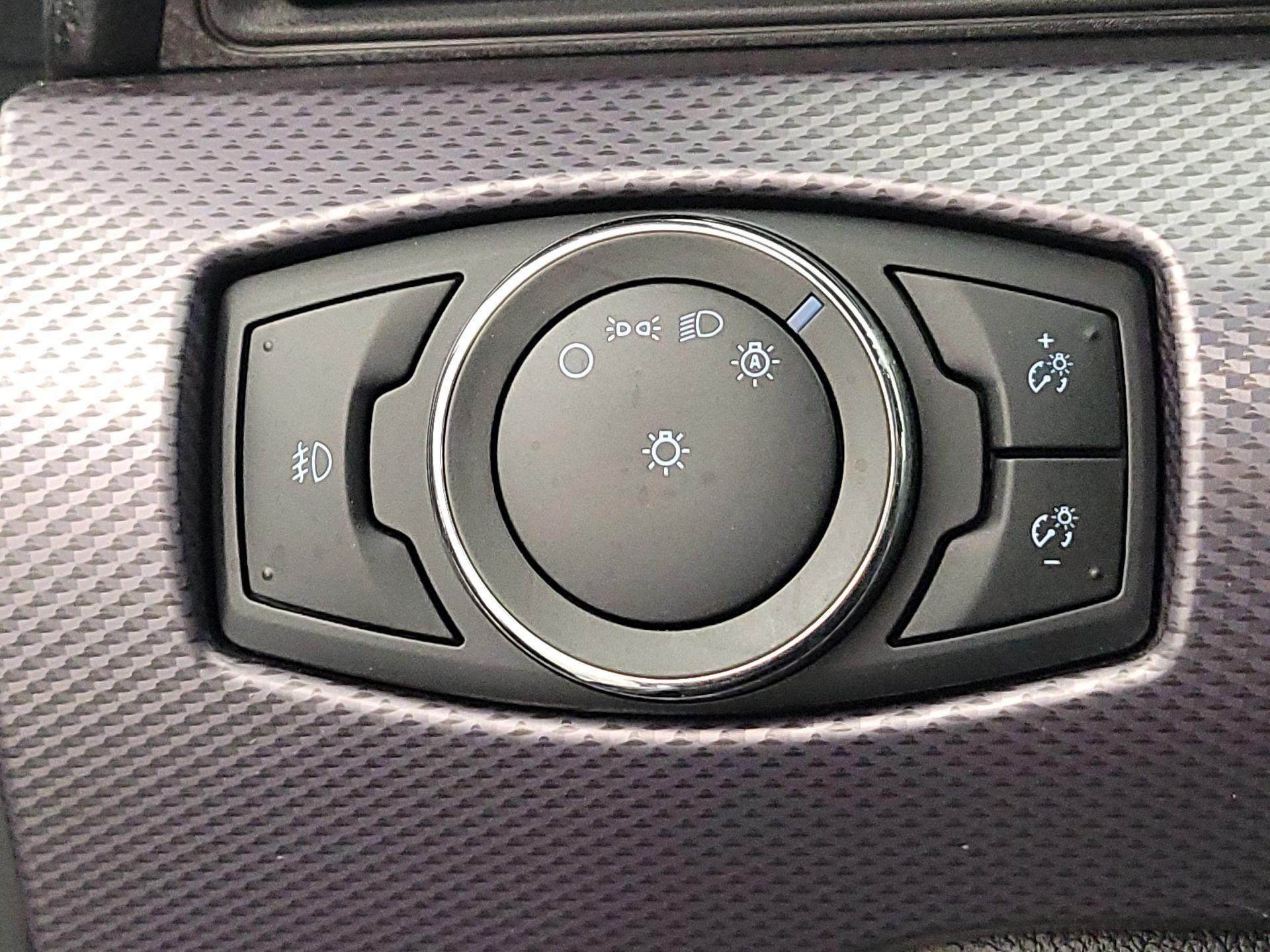 Thumbnail: 2015 Ford Mustang - 13