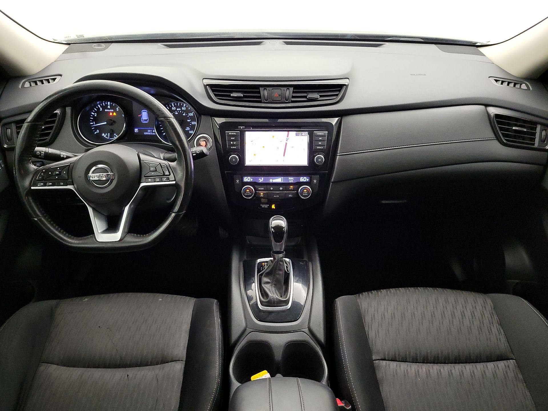 Thumbnail: 2018 Nissan Rogue - 9