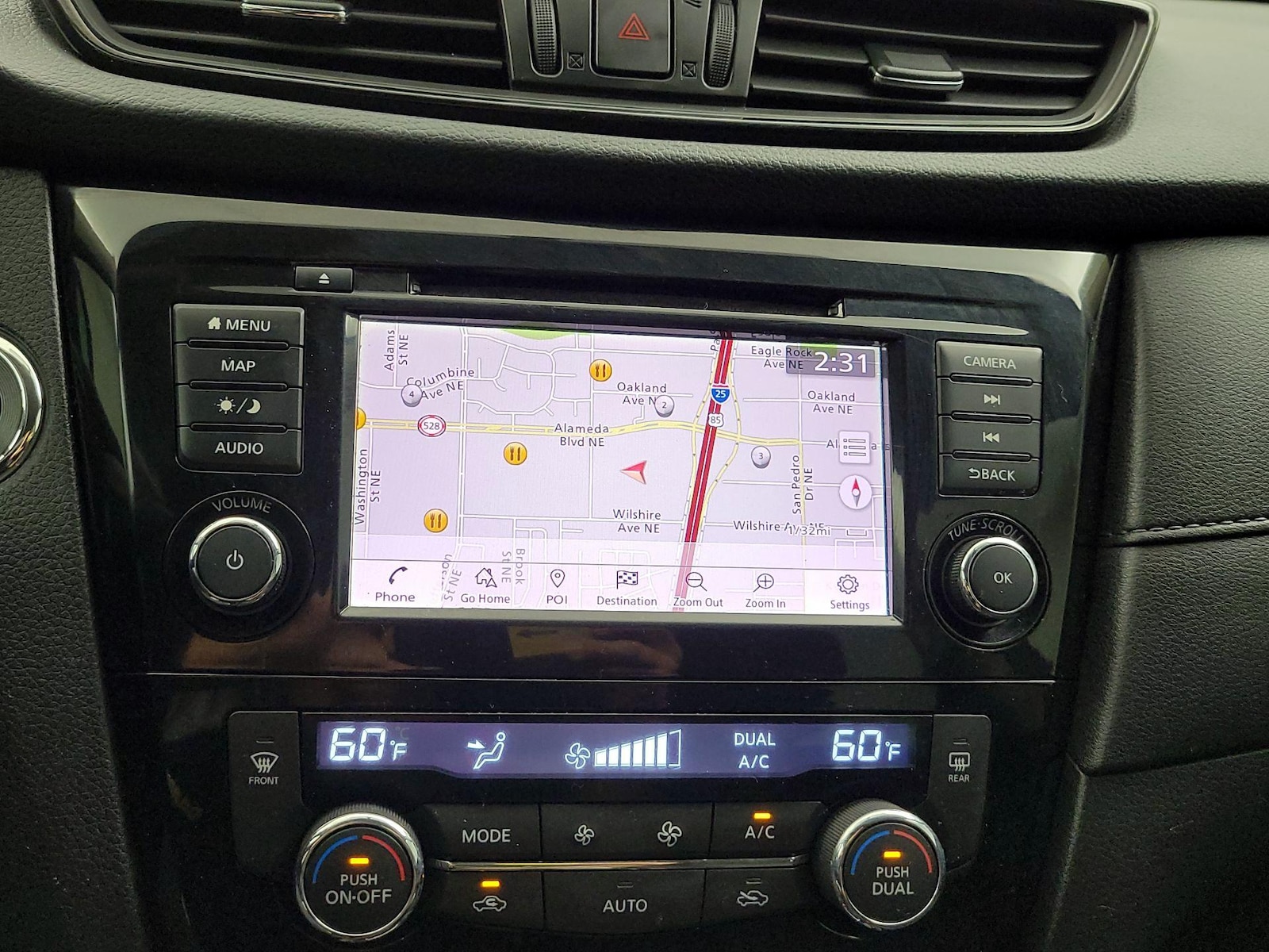 2018 Nissan Rogue SV - Photo 16