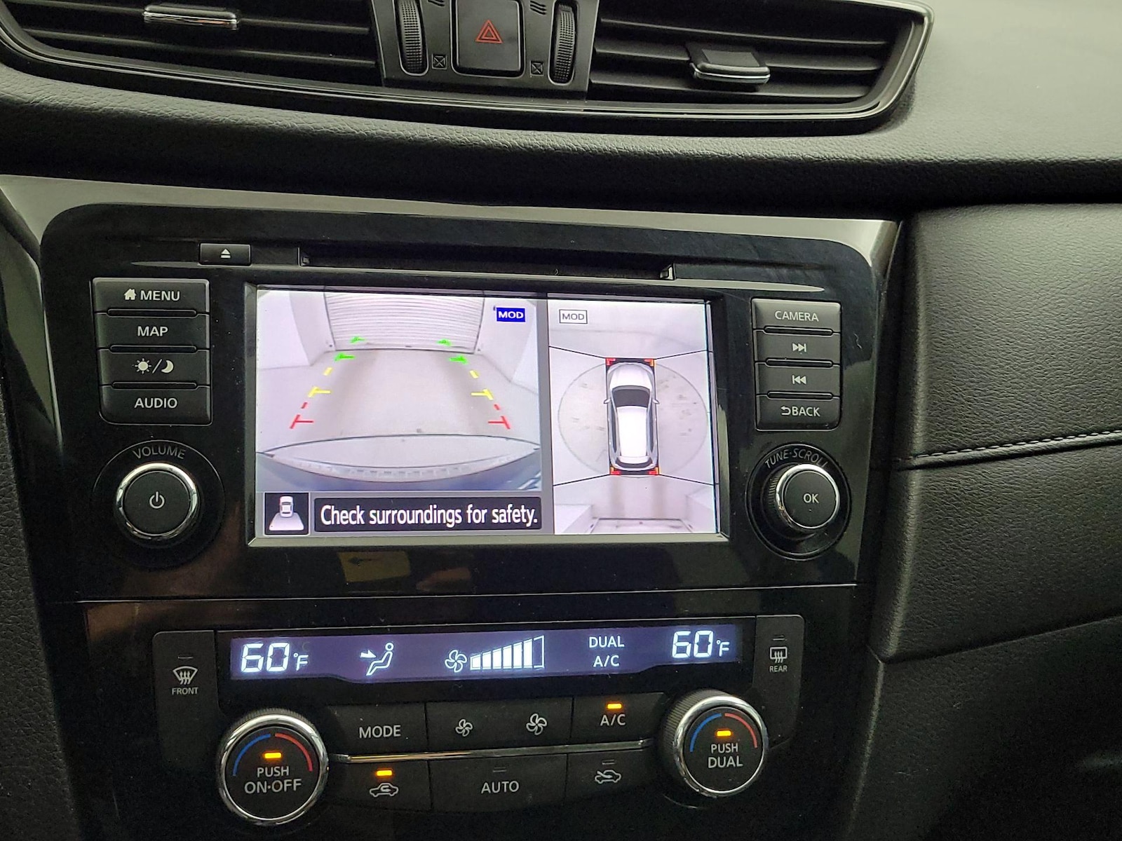 2018 Nissan Rogue SV - Photo 17