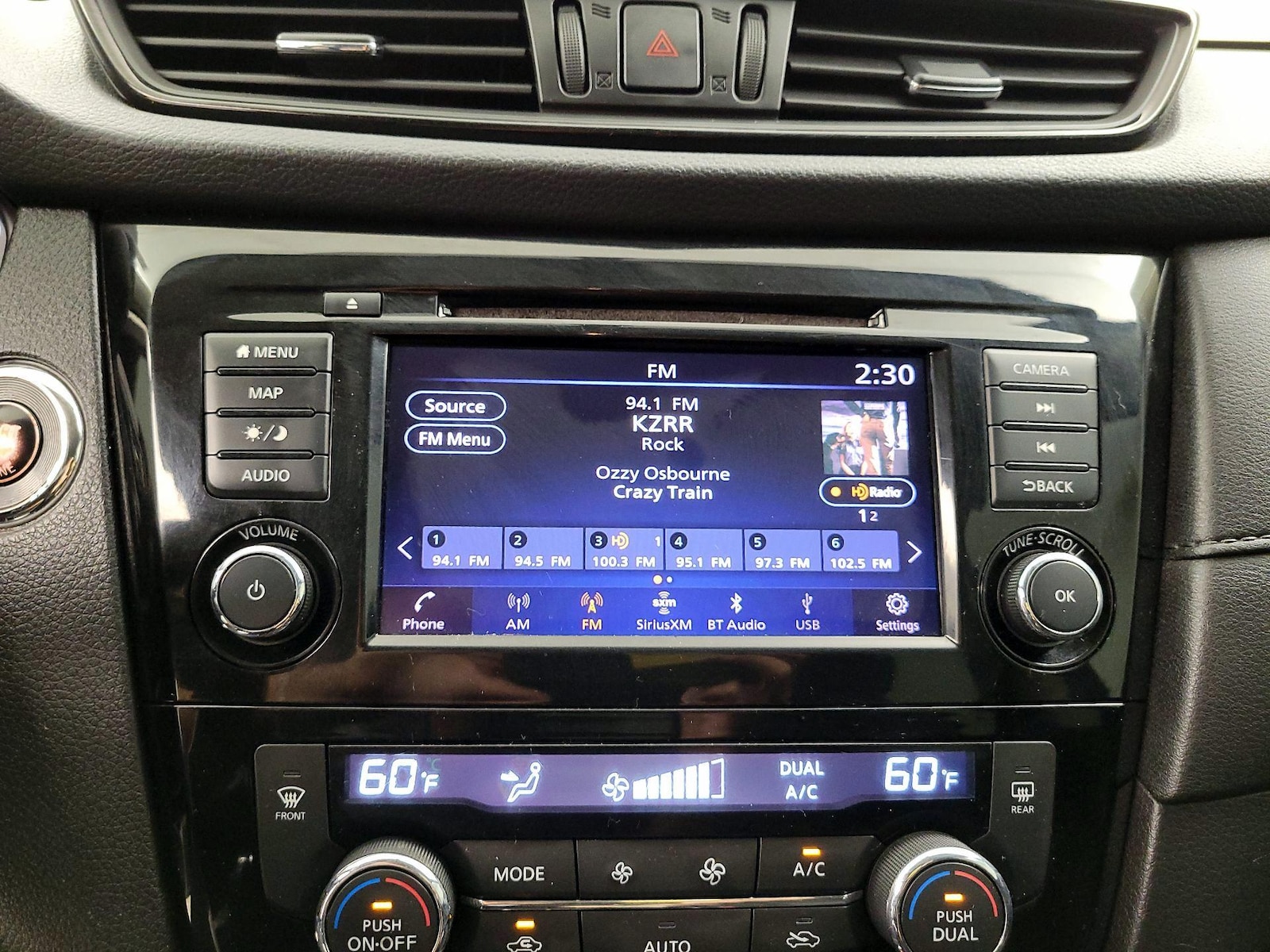 2018 Nissan Rogue SV - Photo 18