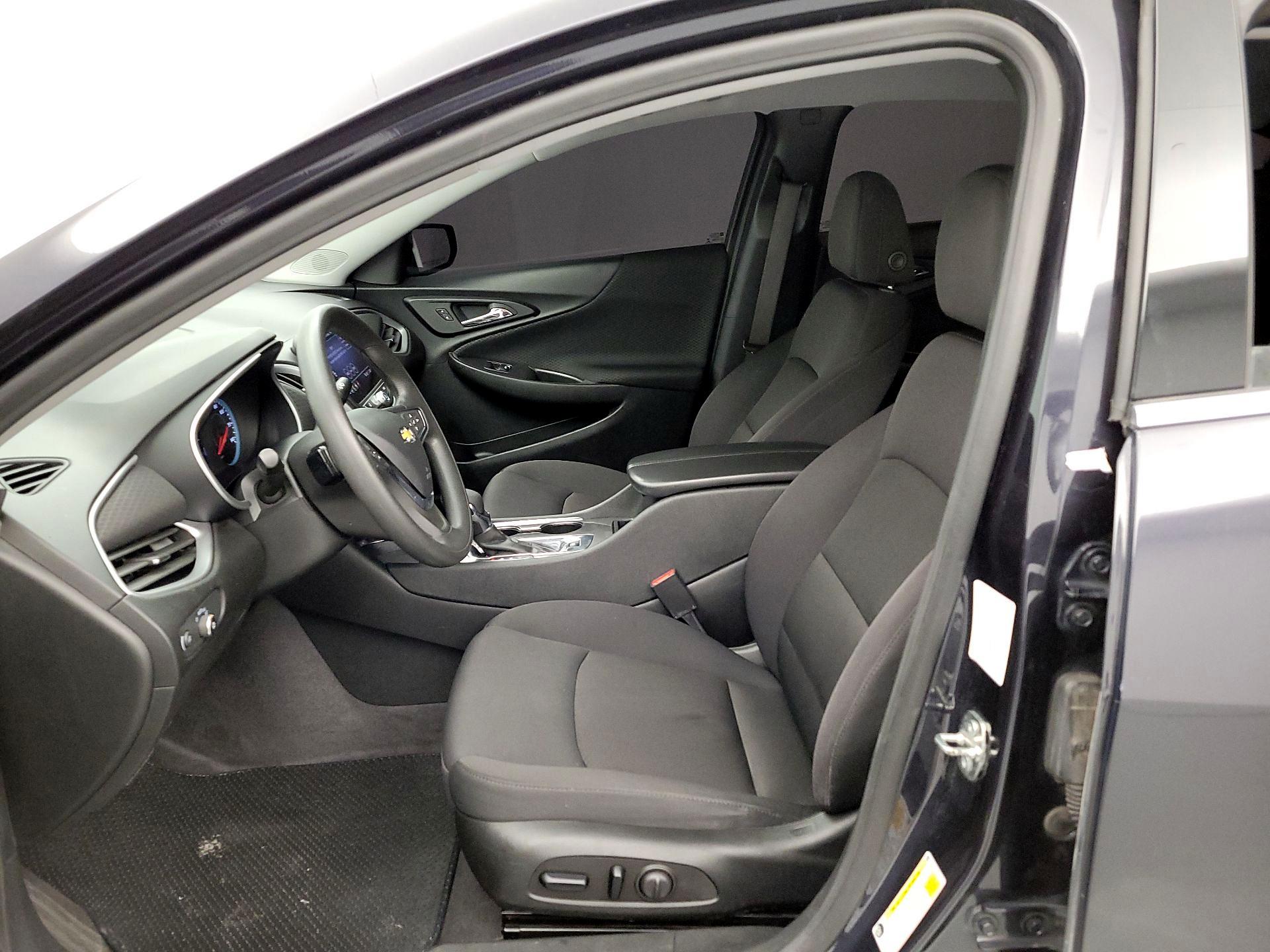 Thumbnail: 2023 Chevrolet Malibu - 11