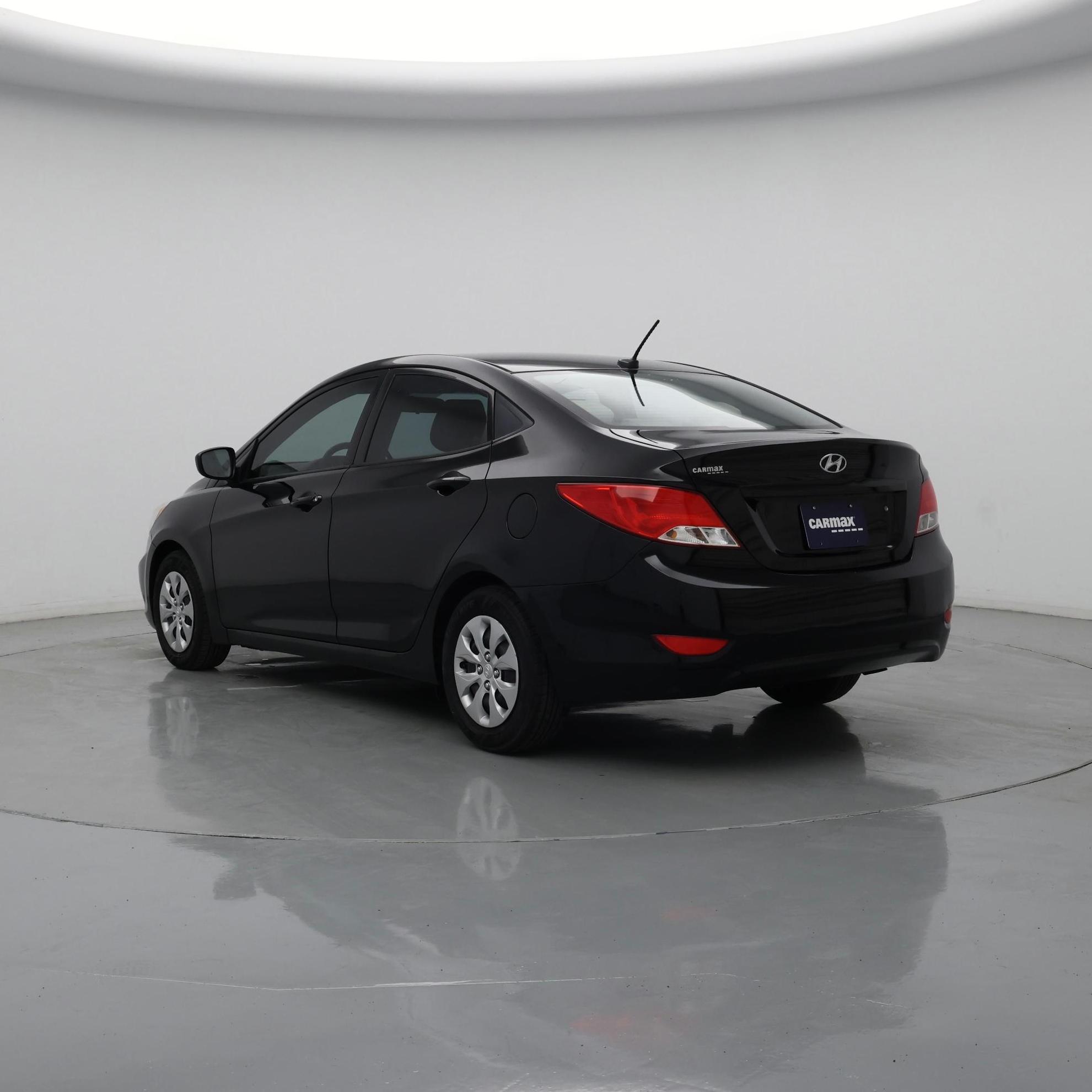 Thumbnail: 2017 Hyundai Accent - 2