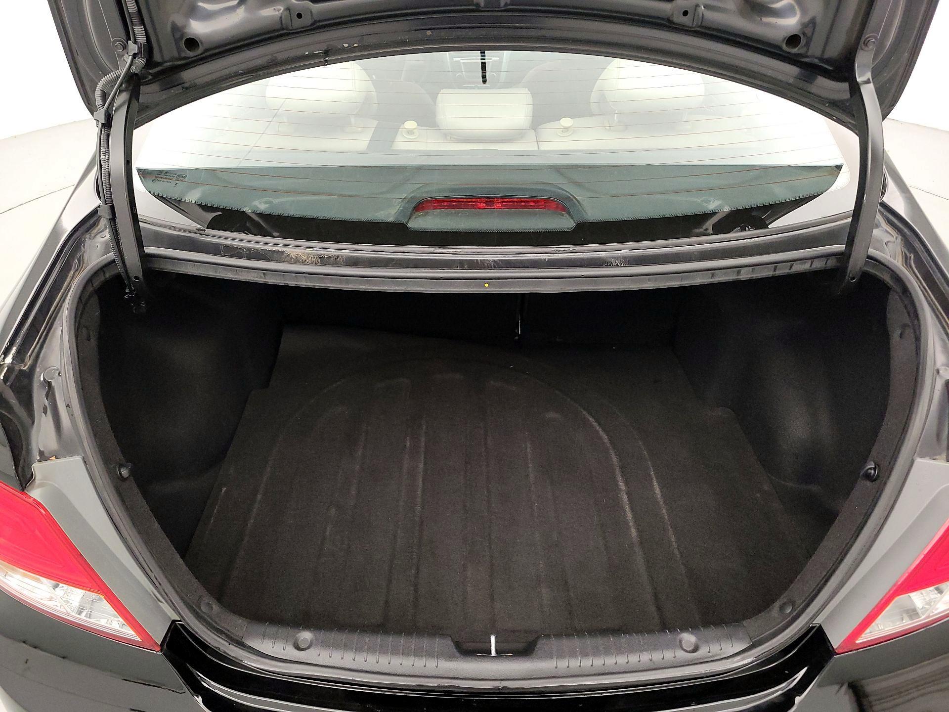 Thumbnail: 2017 Hyundai Accent - 19