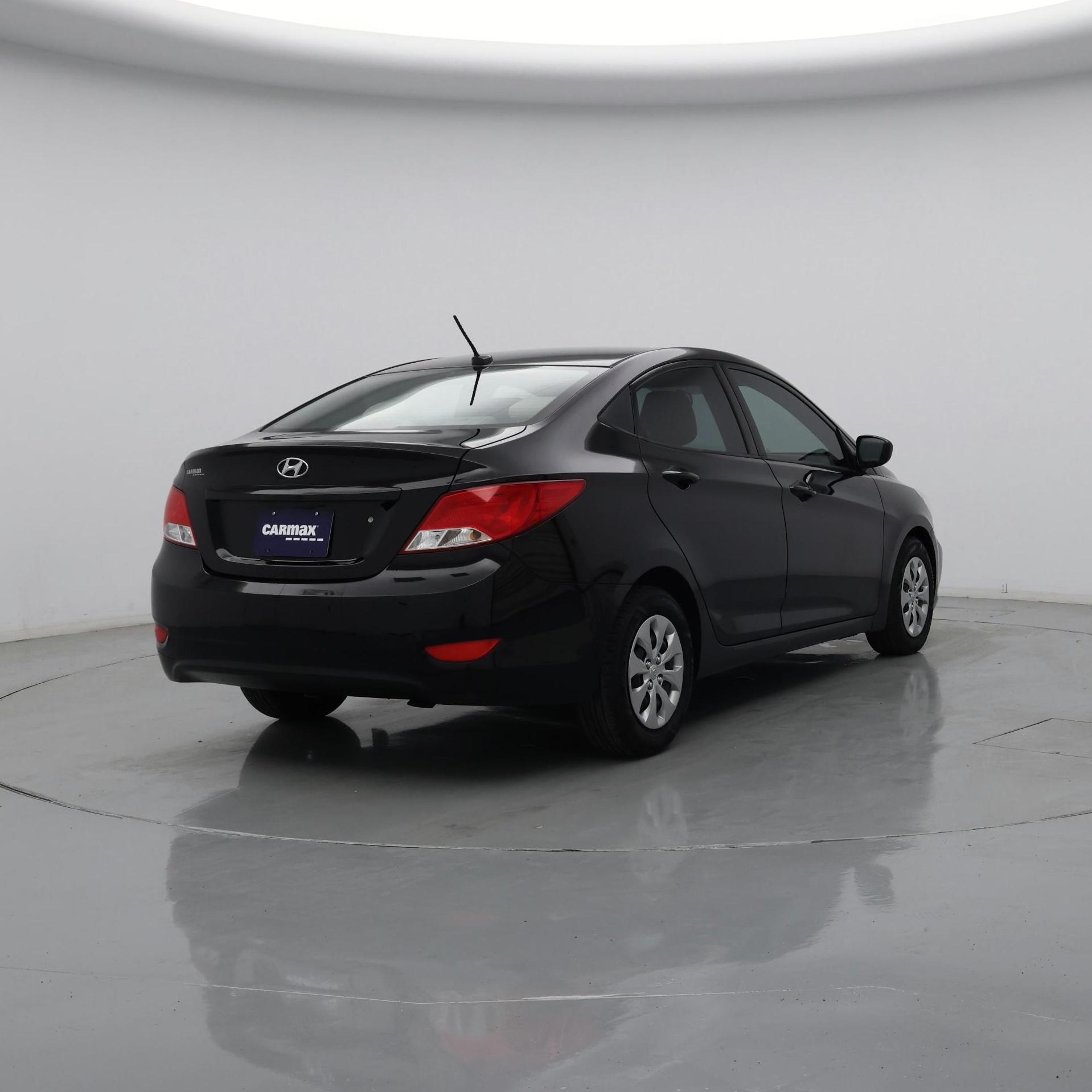 Thumbnail: 2017 Hyundai Accent - 8