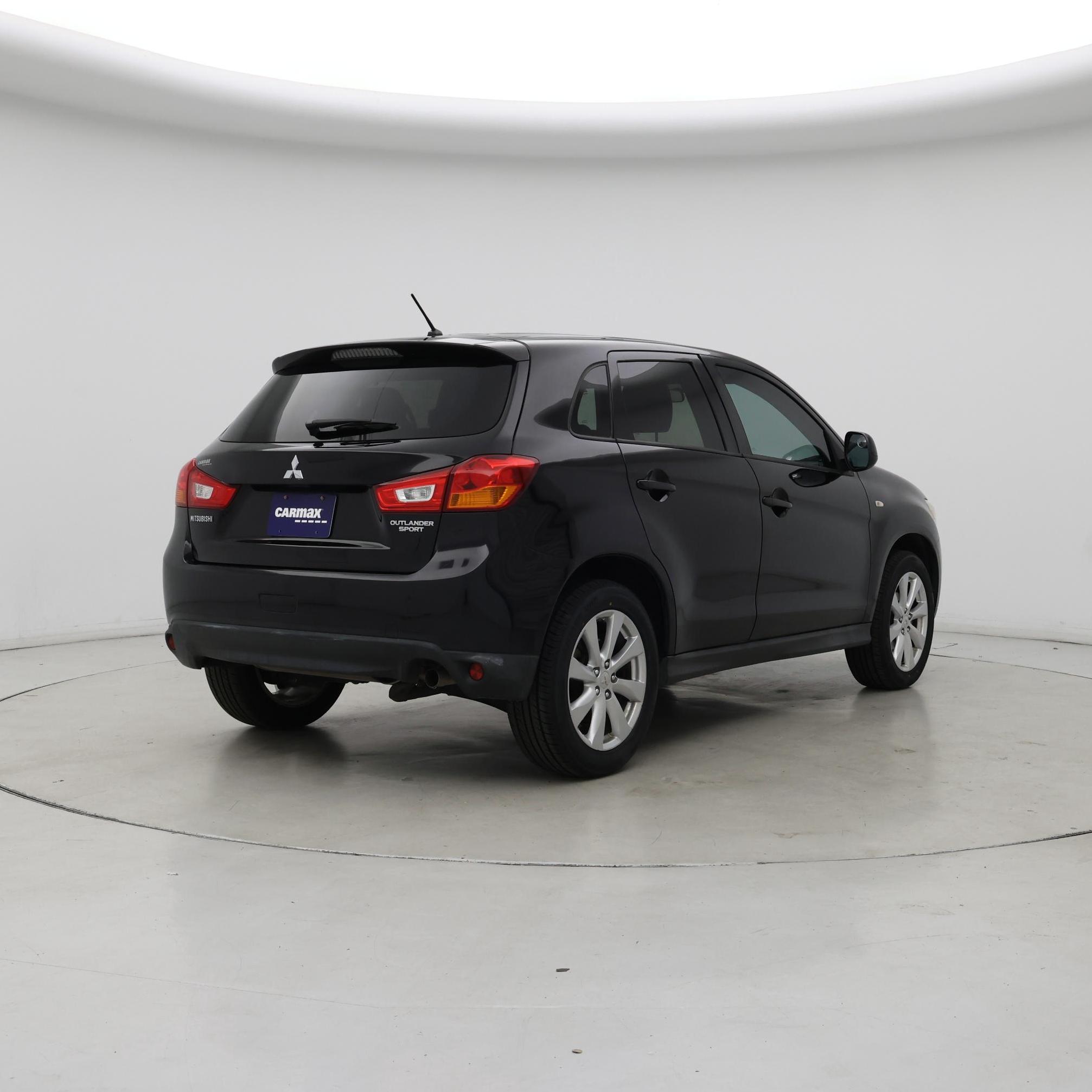 Thumbnail: 2015 Mitsubishi Outlander Sport - 8