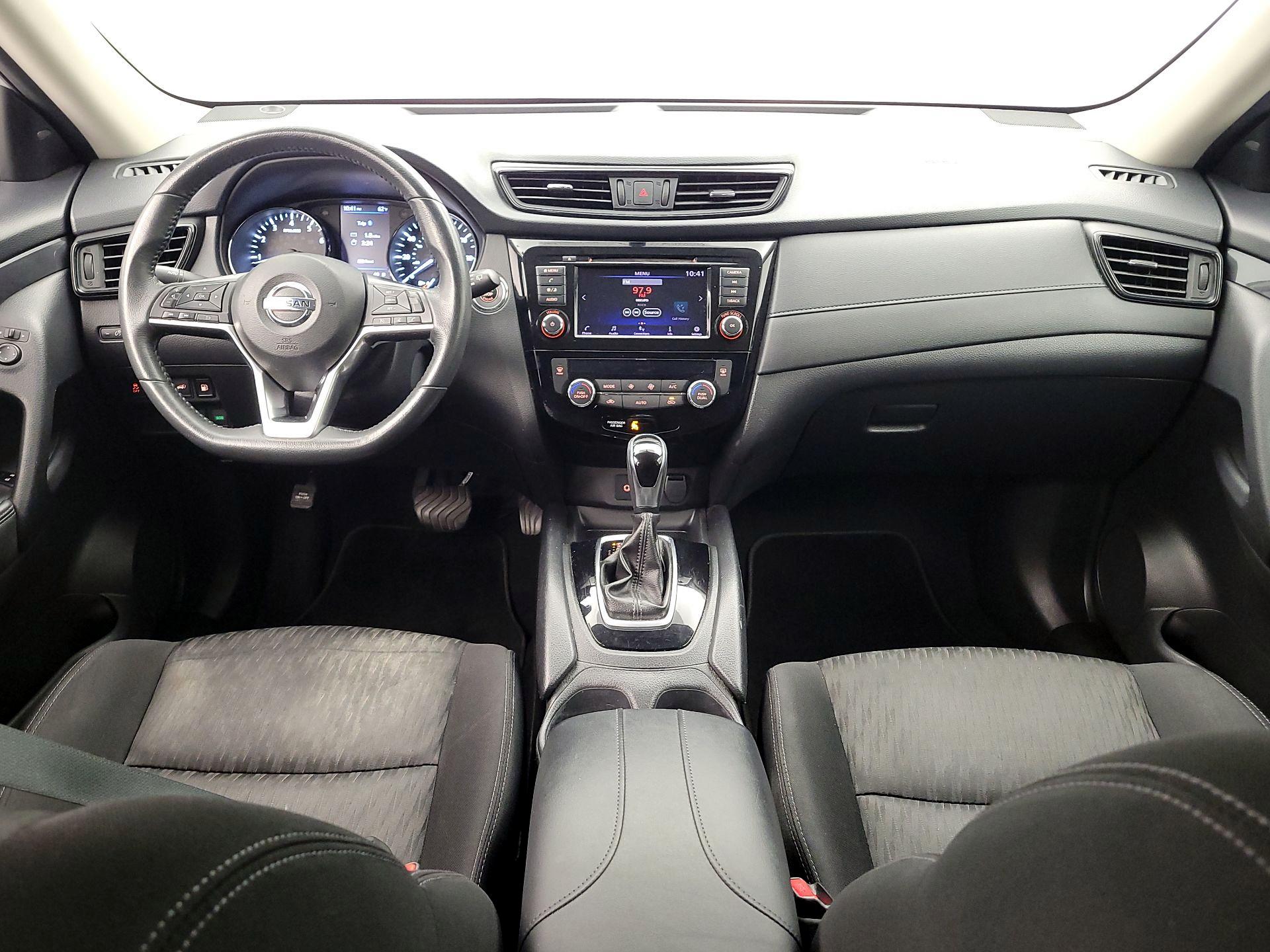 Thumbnail: 2018 Nissan Rogue - 9