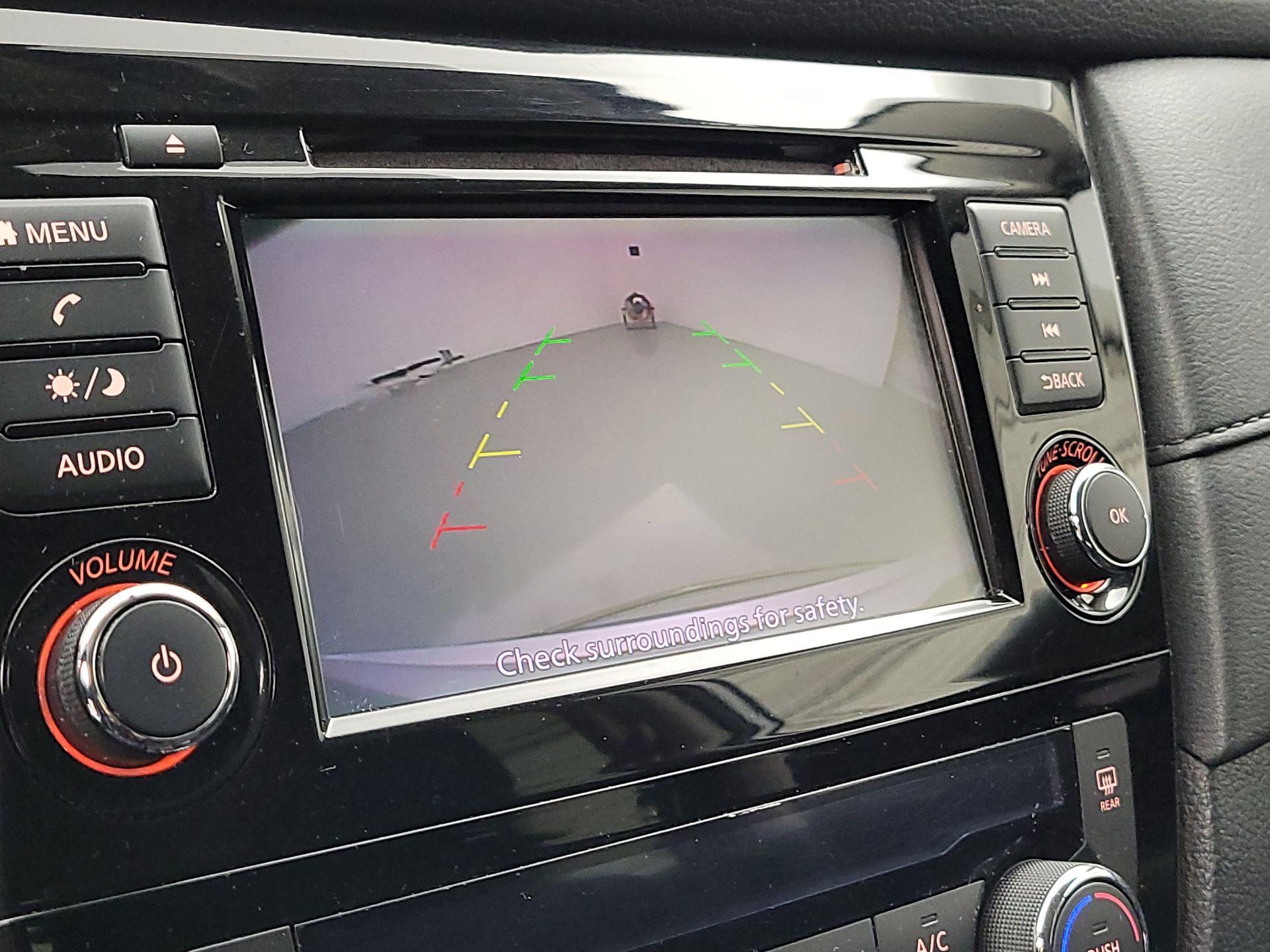 Thumbnail: 2018 Nissan Rogue - 14